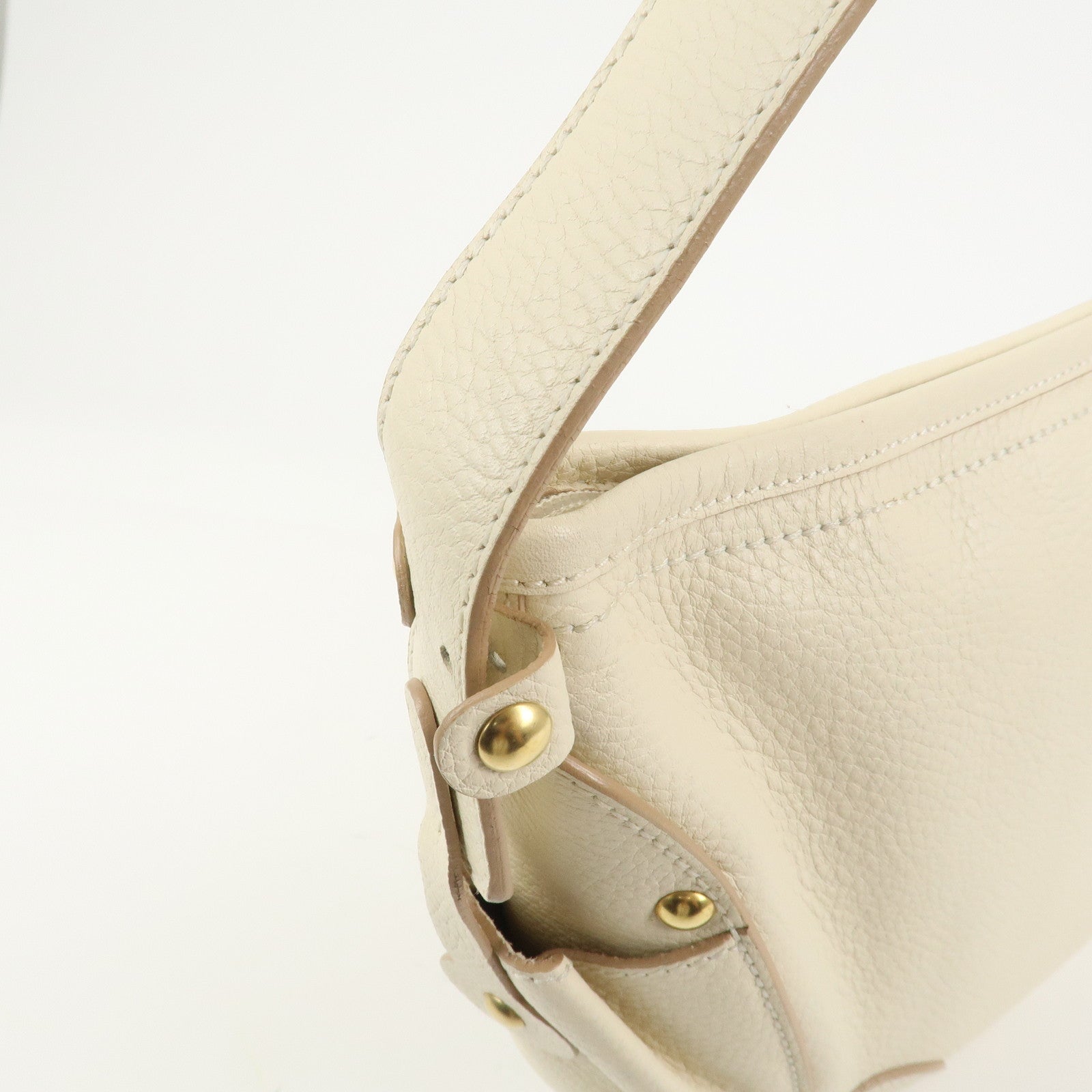 Ferragamo Gancini Logo Leather Shoulder Bag Hand Bag Ivory
