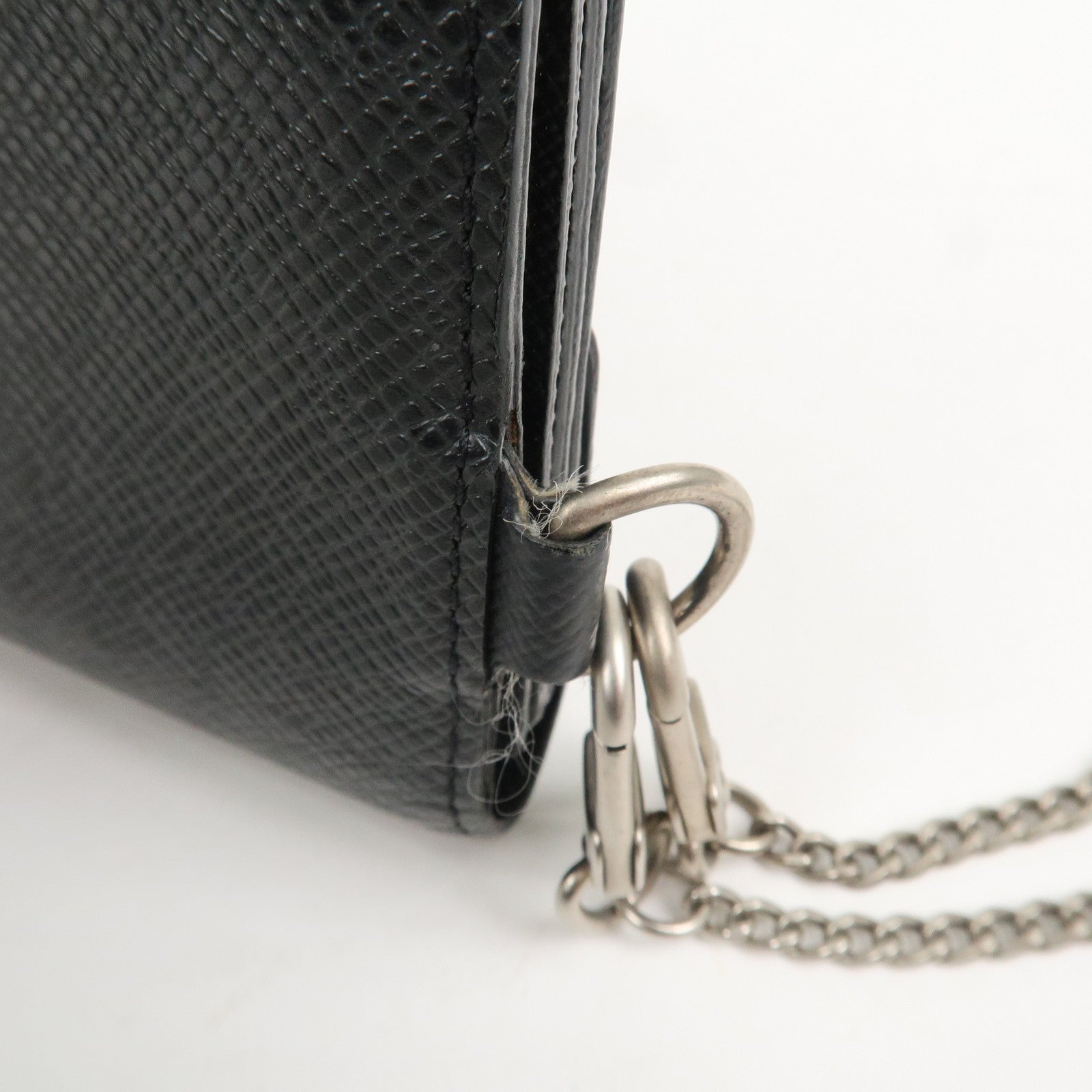 Louis Vuitton Taiga Portefeuille Accordion Wallet Ardoise M30992