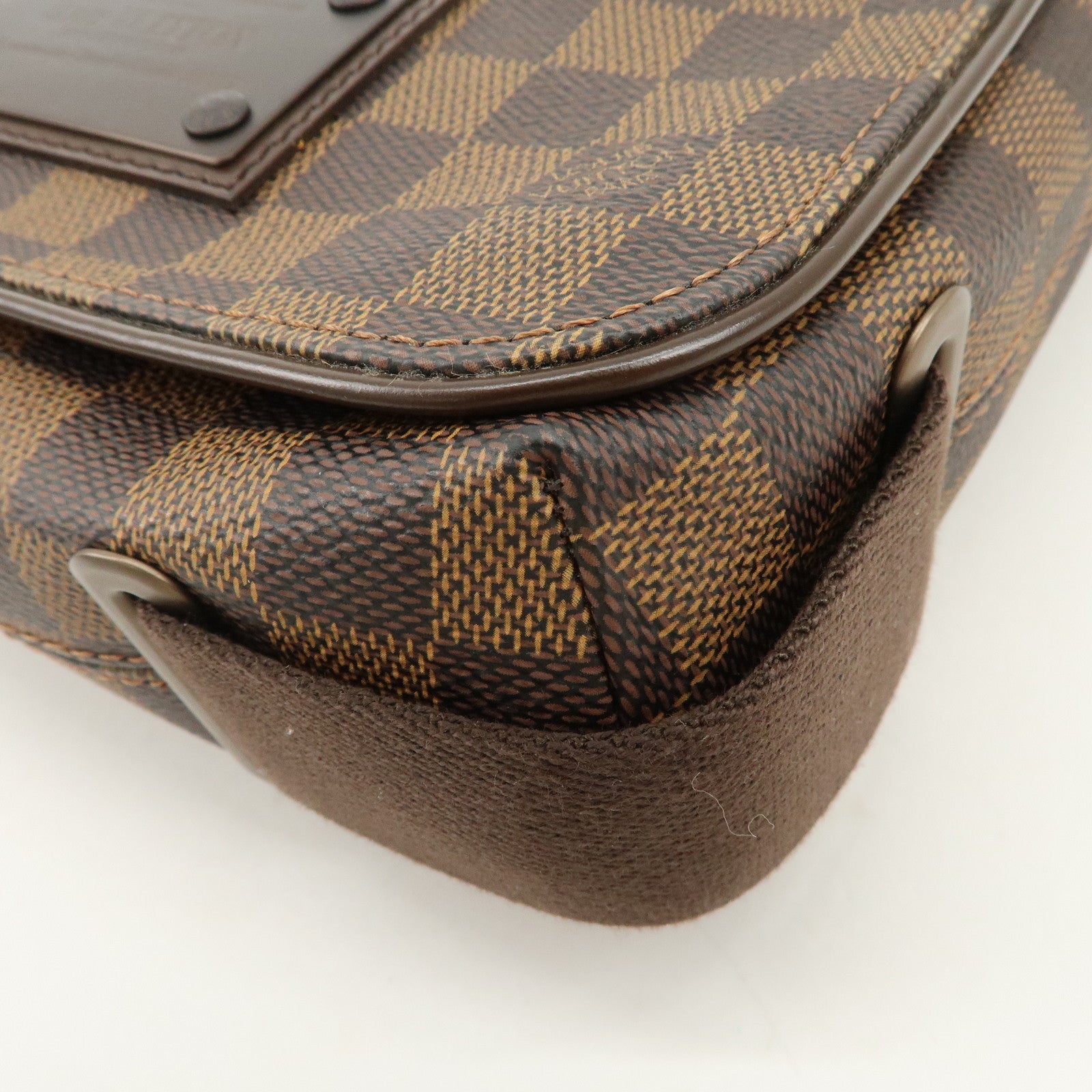 Louis Vuitton Damier Ebene Brooklyn PM Shoulder Bag N51210