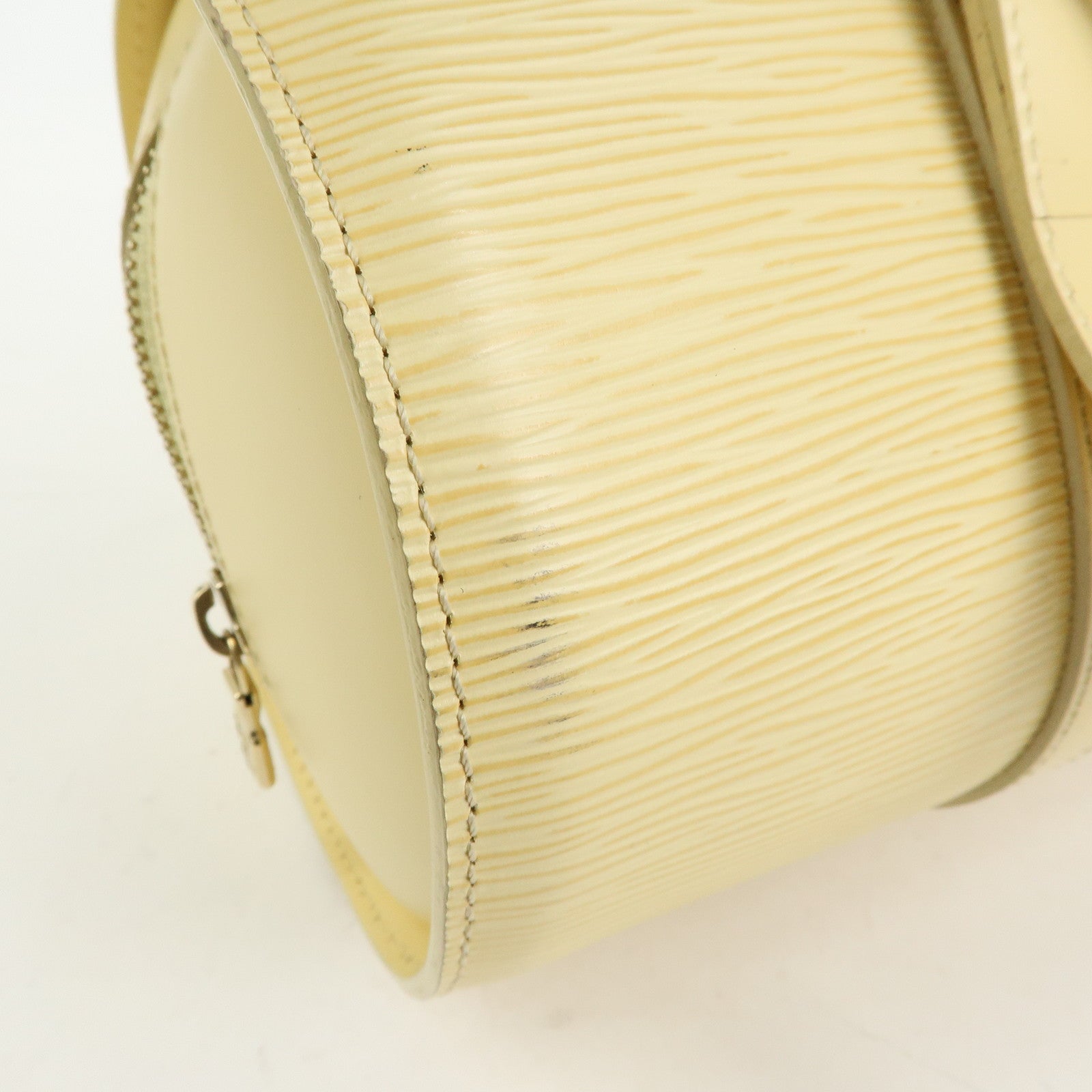 Louis Vuitton Epi Leather Soufflot & Pouch Hand Bag Vanilla M5222A