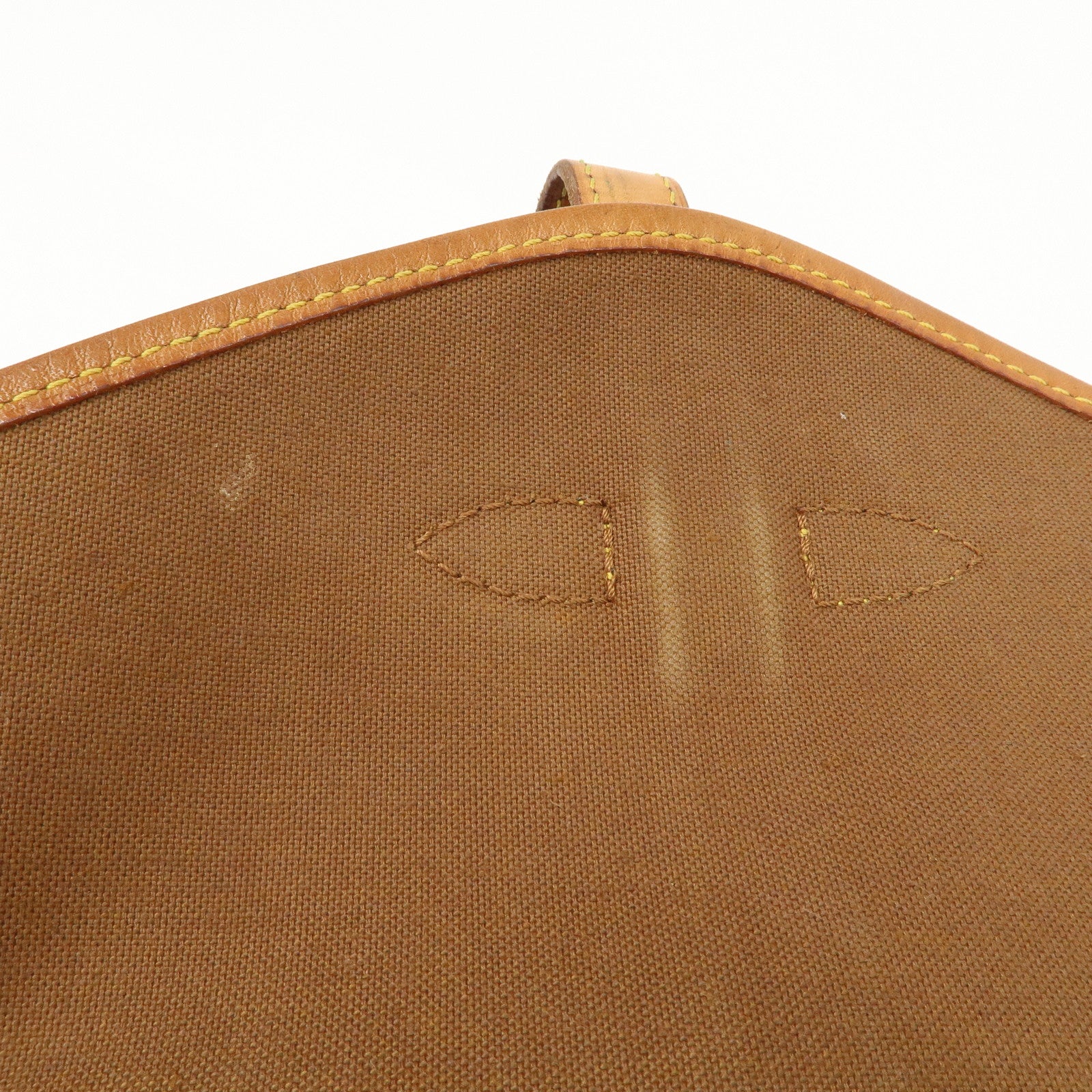 Louis Vuitton Monogram Saumur 30 Crossbody Bag Shoulder Bag M42256 Used