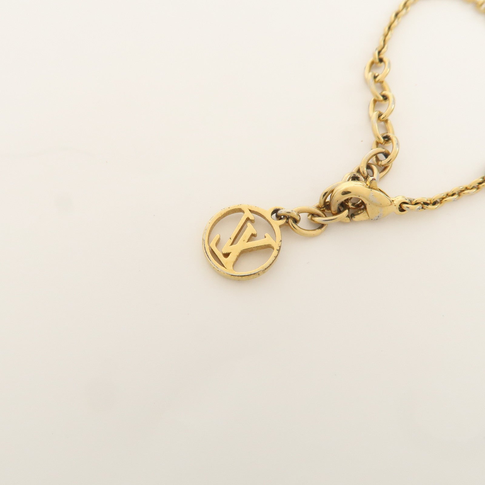 Louis Vuitton LV Iconic Metal Bracelet Gold M00587