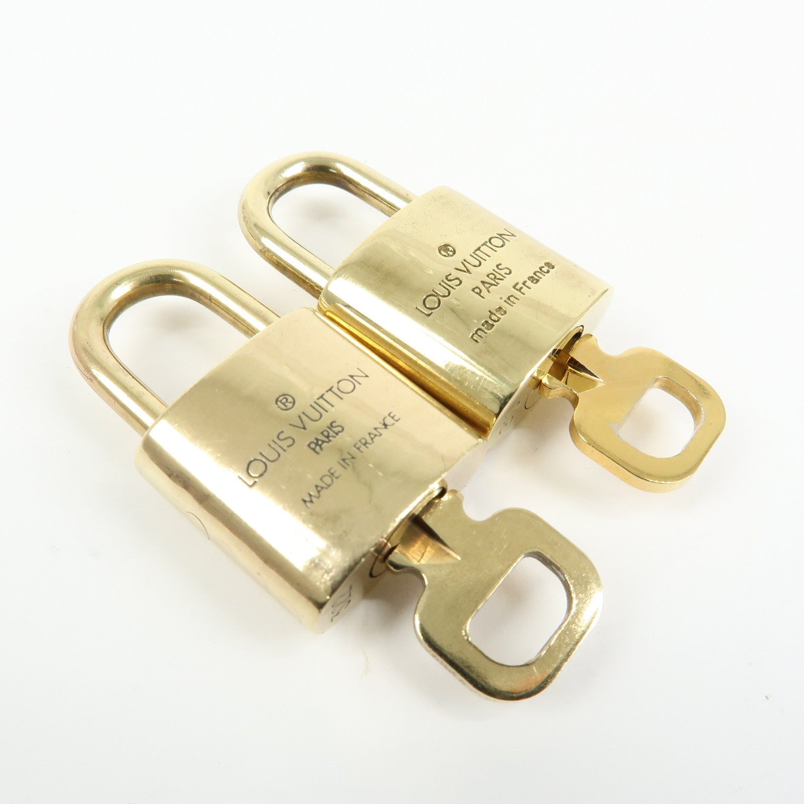 Louis Vuitton Set of 10 Lock & Key Cadena Key Lock Used