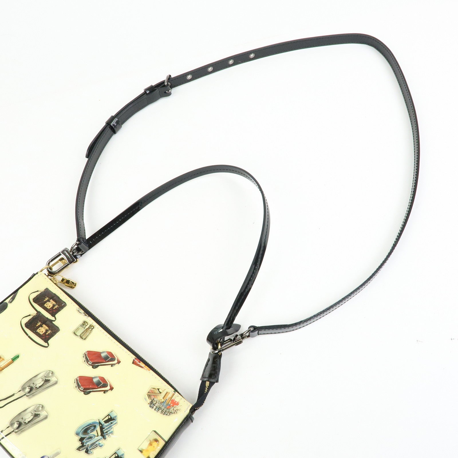 Louis Vuitton Monogram Vernis Sticker Pochette Accessoires M90928