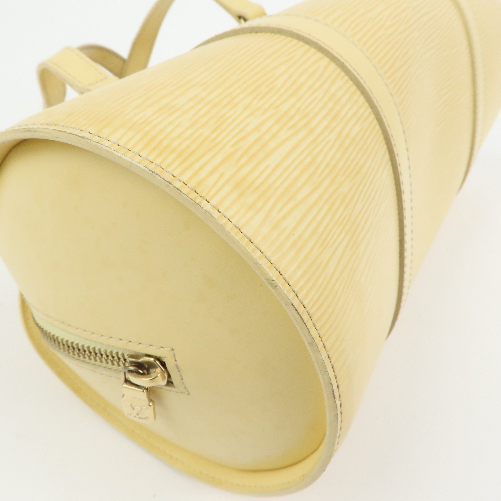Louis Vuitton Epi Leather Soufflot Hand Bag Vanilla M5222A