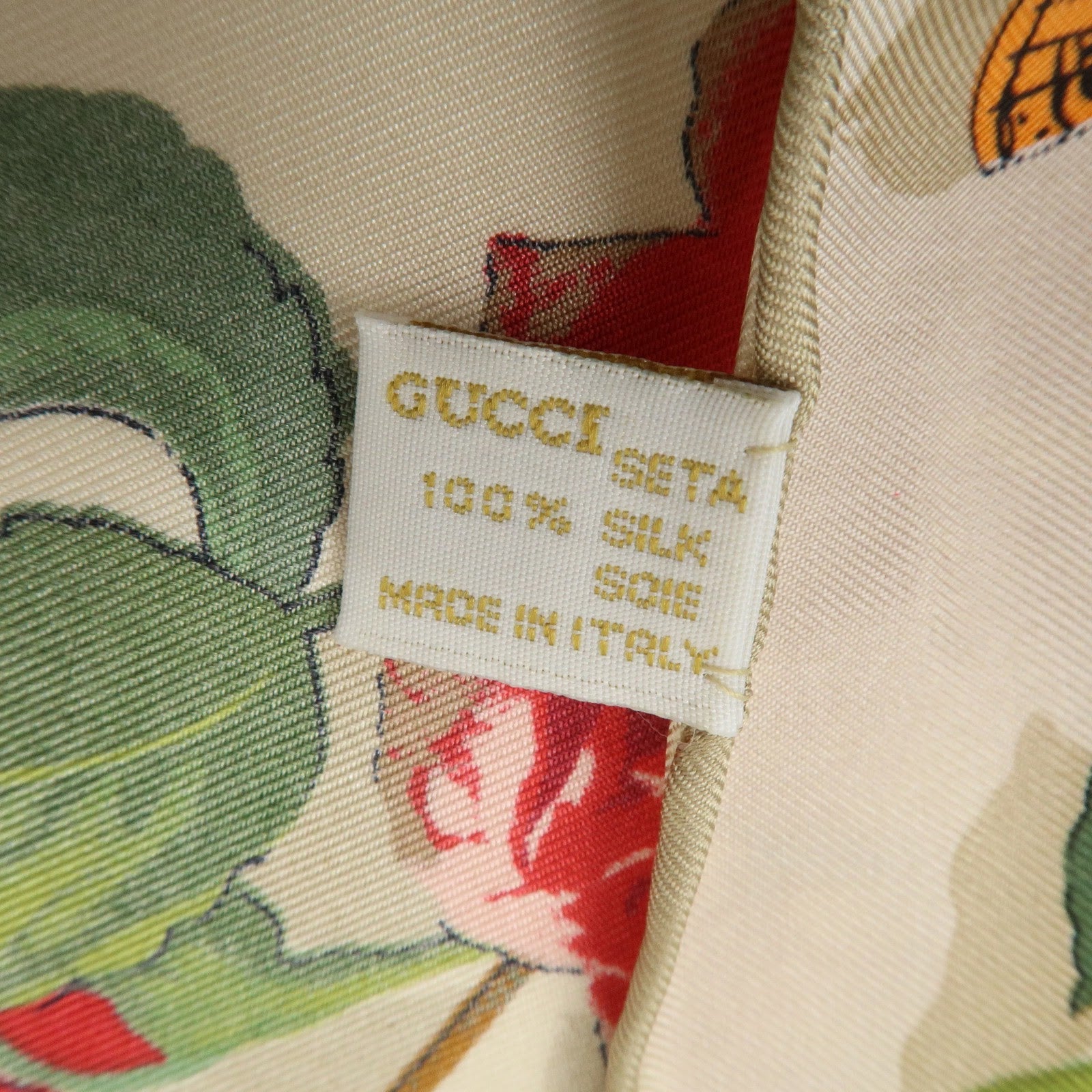 GUCCI Silk 100% Botanical Scarf Beige Multicolor