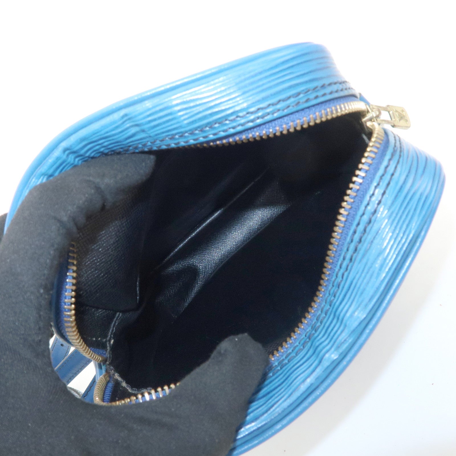 Louis Vuitton Epi Leather Danube Shoulder Bag Toledo Blue M45635
