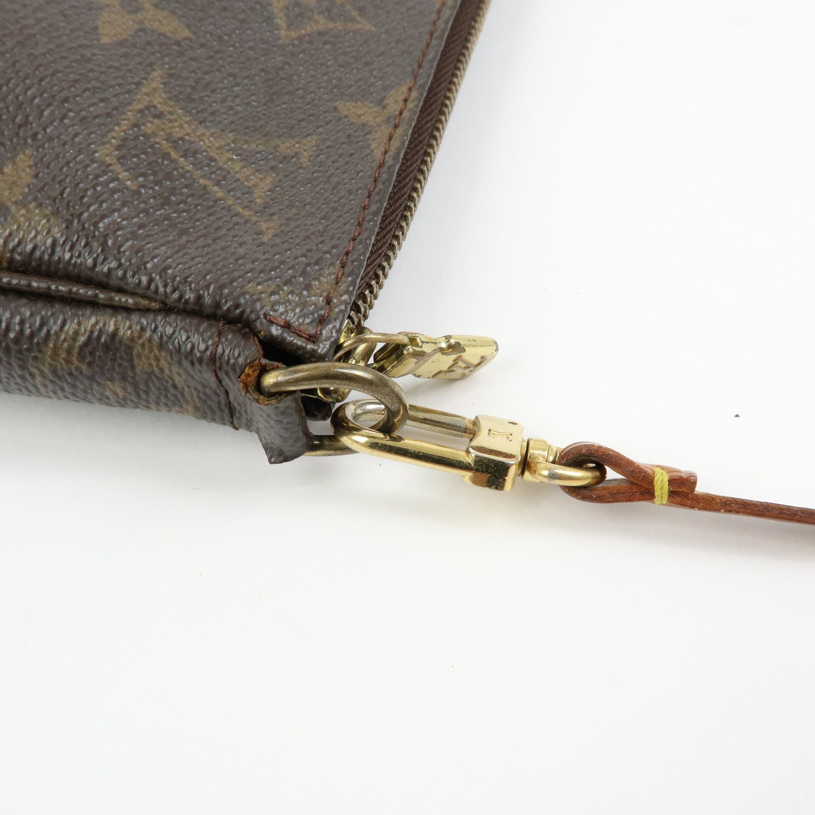 Louis Vuitton Monogram Pochette Accessoires Pouch Hand Bag M51980