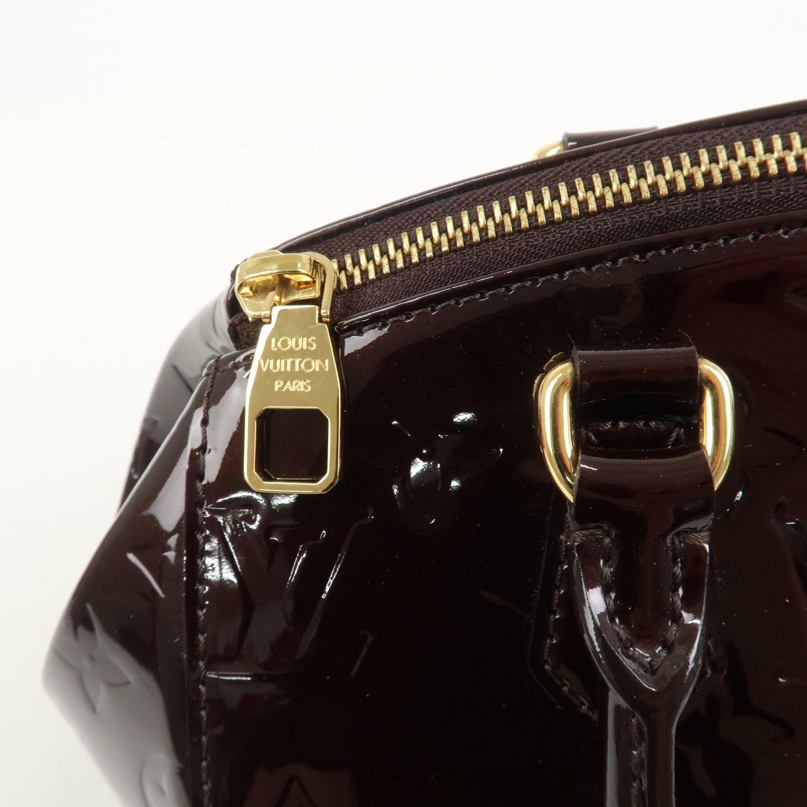Louis Vuitton Monogram Vernis Sherwood PM Hand Bag Amarante M91493