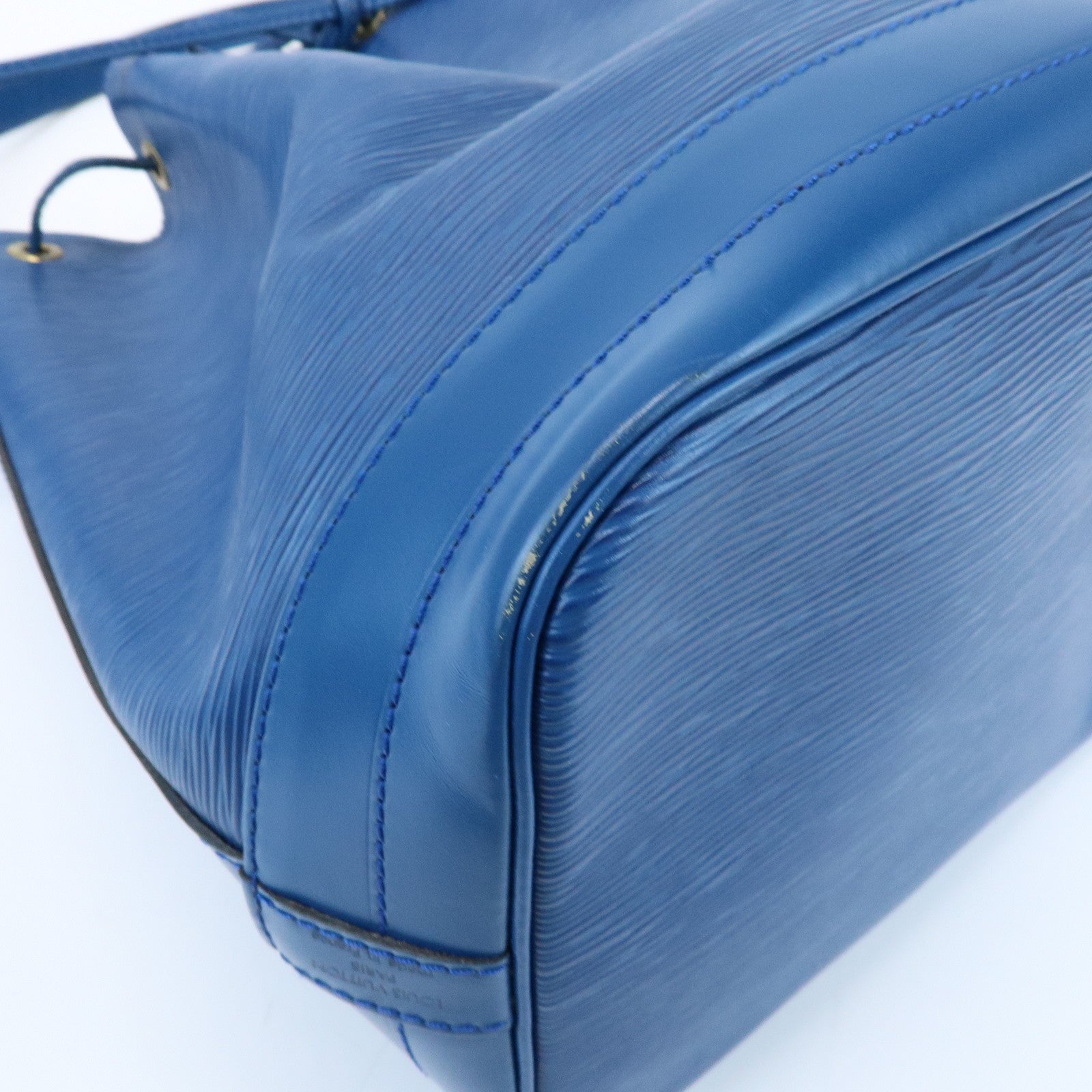 Louis Vuitton Epi Leather Noe Shoulder Bag Toledo Blue M44005