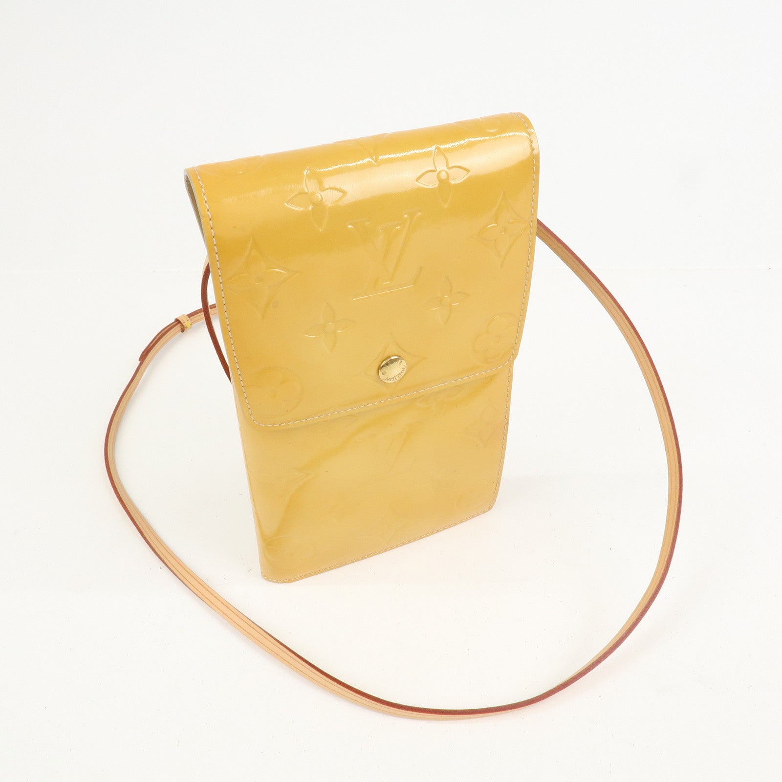 Louis Vuitton Monogram Vernis Walker Shoulder Bag Beige M91072