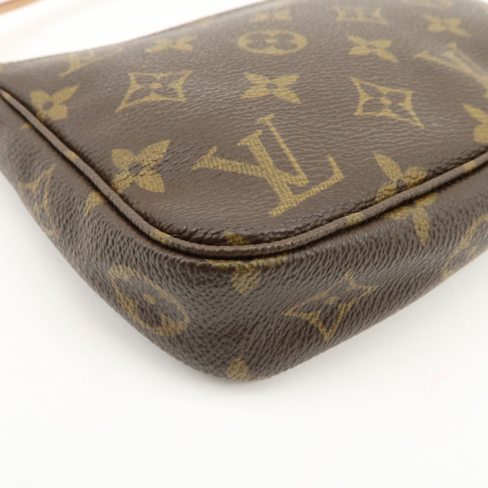 Louis Vuitton Monogram Pochette Accessoires Hand Bag Brown M51980