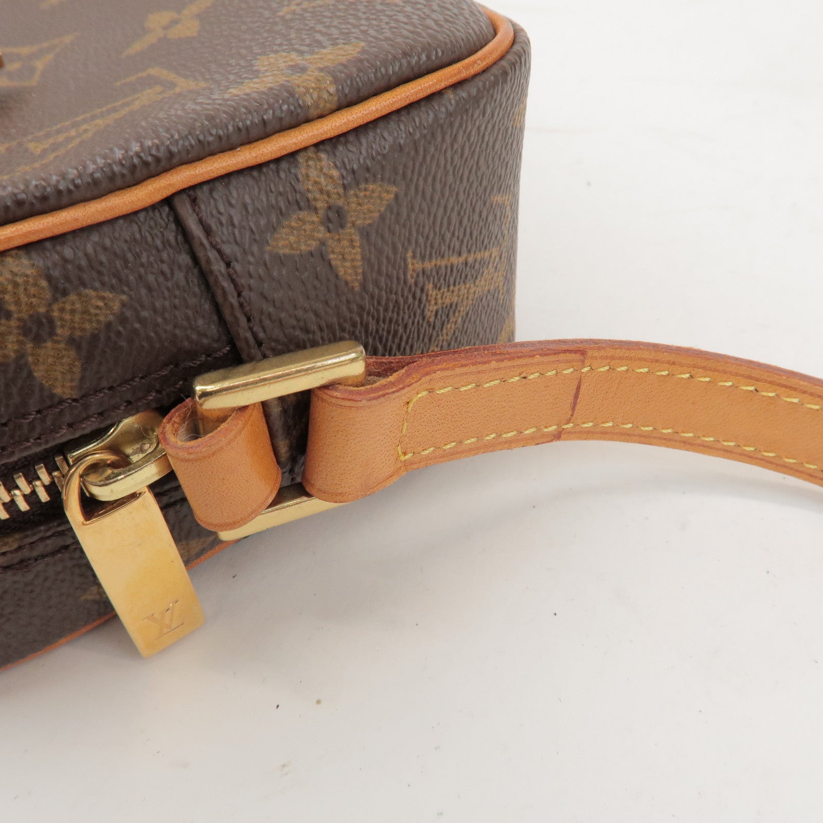 Louis Vuitton Monogram Pochette Cite Shoulder Bag Brown M51183