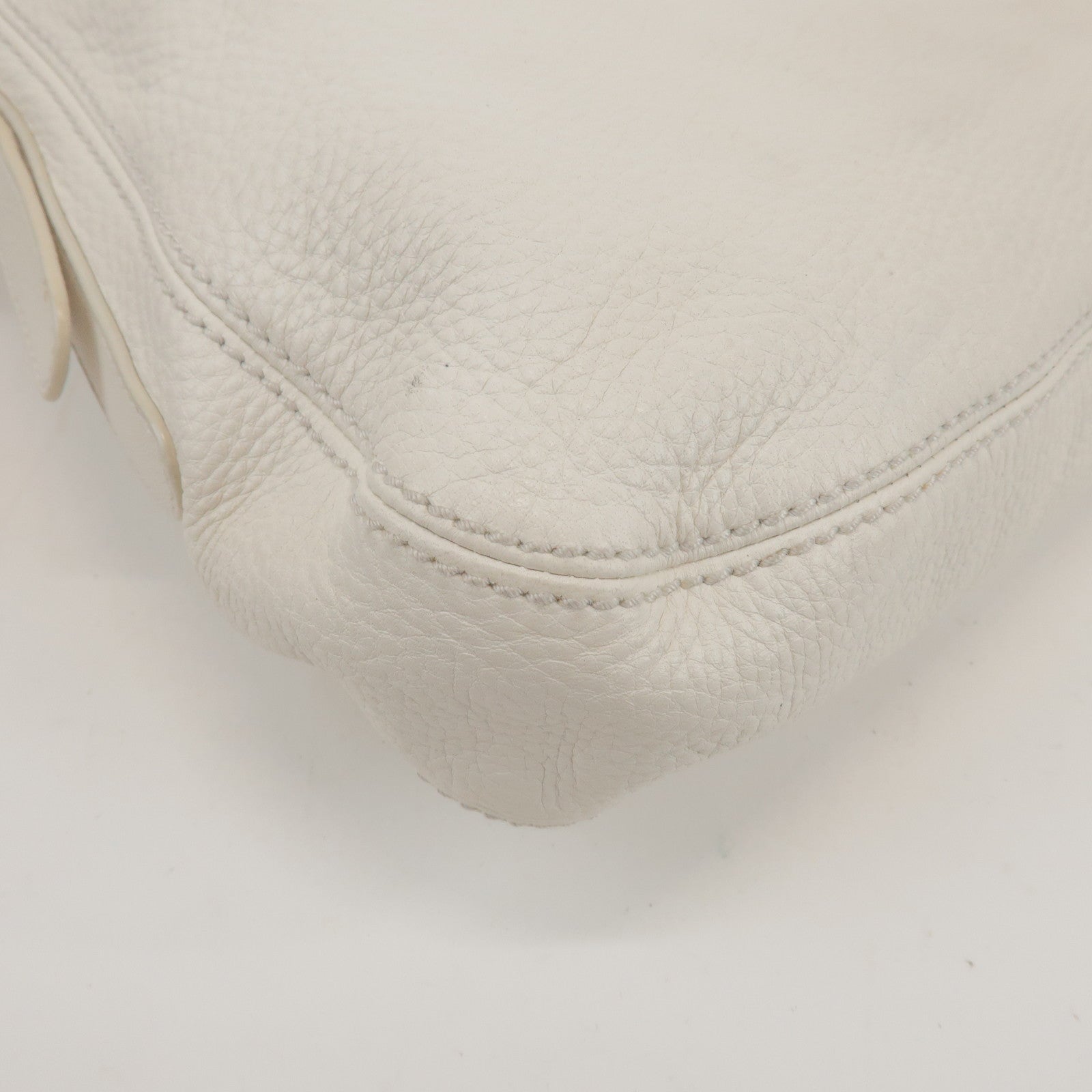 BOTTEGA VENETA Cervo Leather Shoulder Bag Hand Bag White 133507