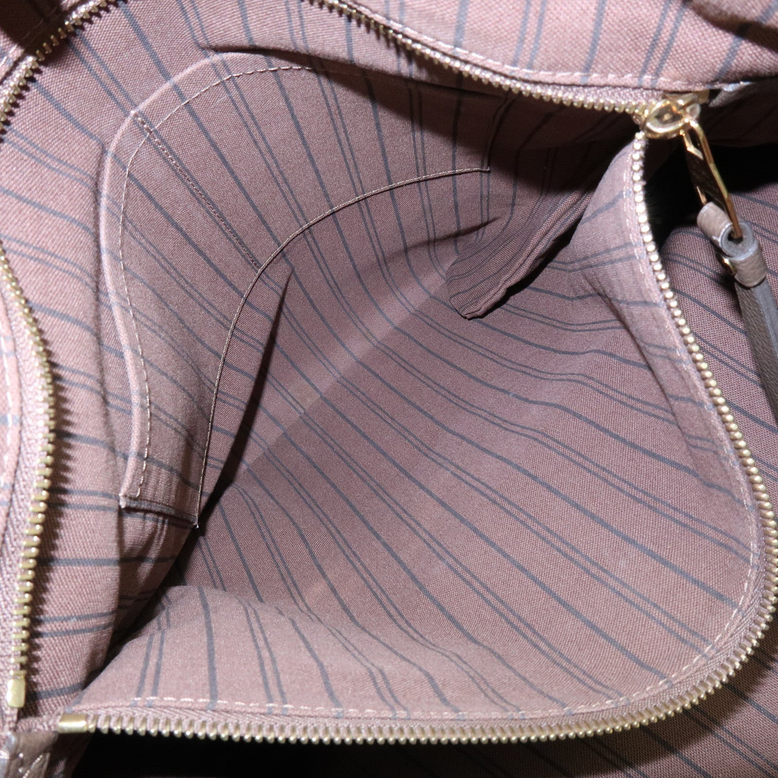 Louis Vuitton Monogram Empreinte Leather Tote Bag Ombre M40516