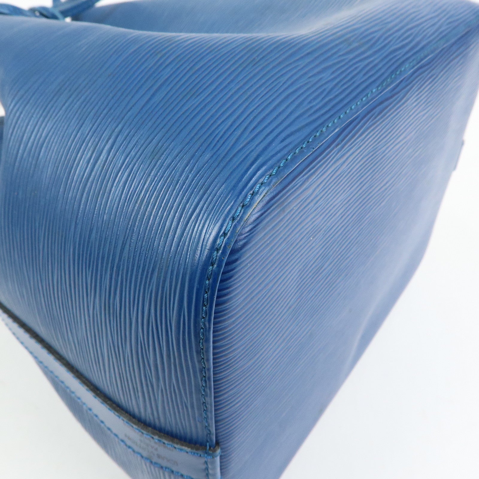 Louis Vuitton Epi Petit Noe Shoulder Bag Toledo Blue M44105