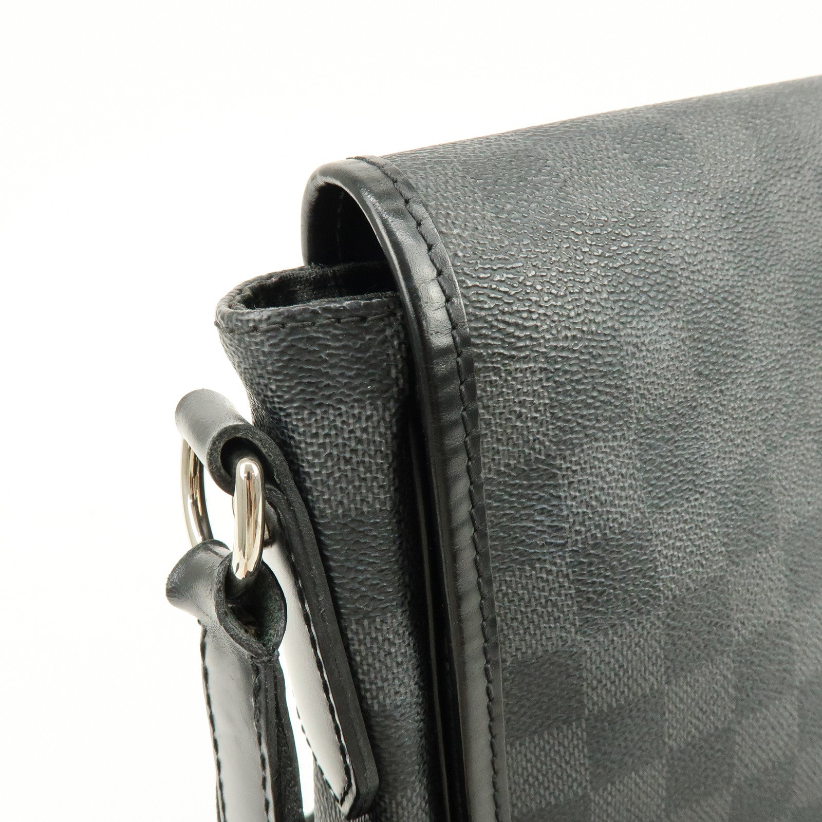 Louis Vuitton Damier Graphite Daniel MM Shoulder Bag N58029