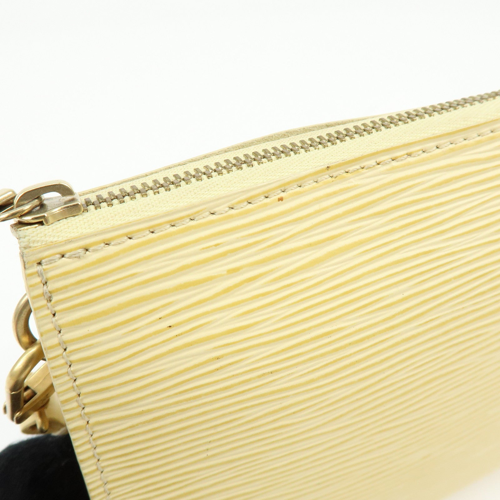 Louis Vuitton Epi Leather Pochette Accessoires Pouch Vanilla M5294A