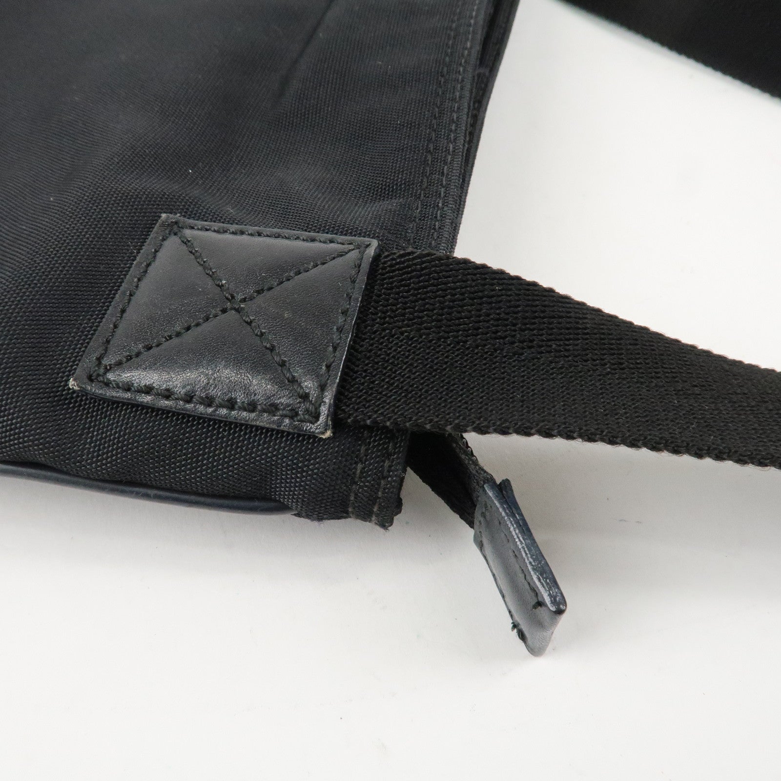 GUCCI Leather Nylon Shoulder Bag Black 141626 Used