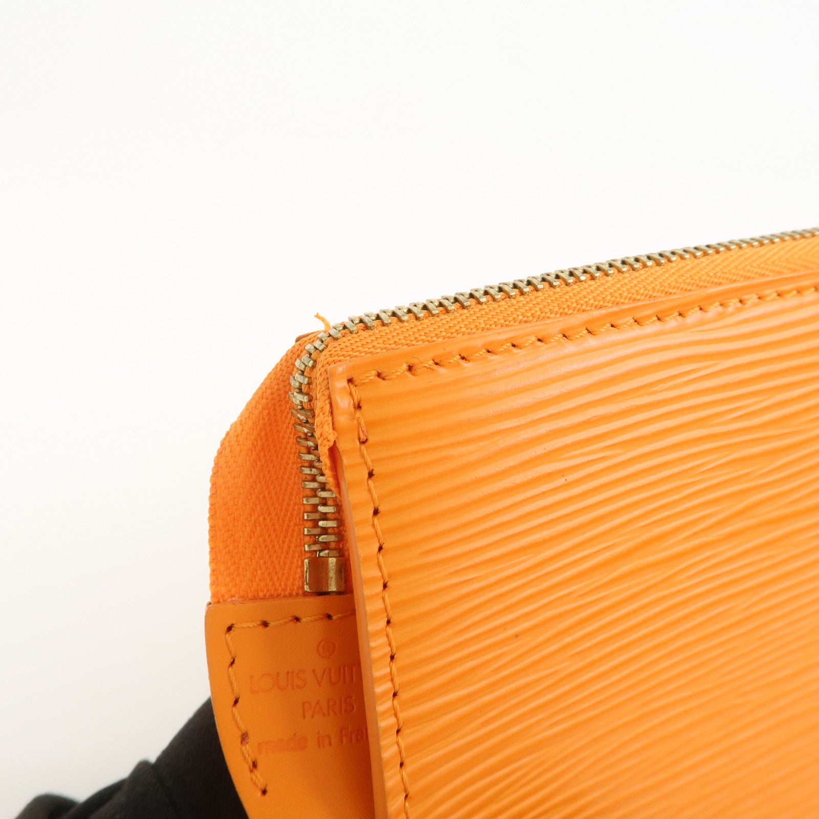 Louis Vuitton Epi Pochette Accessoires Pouch Mandarin M5294H