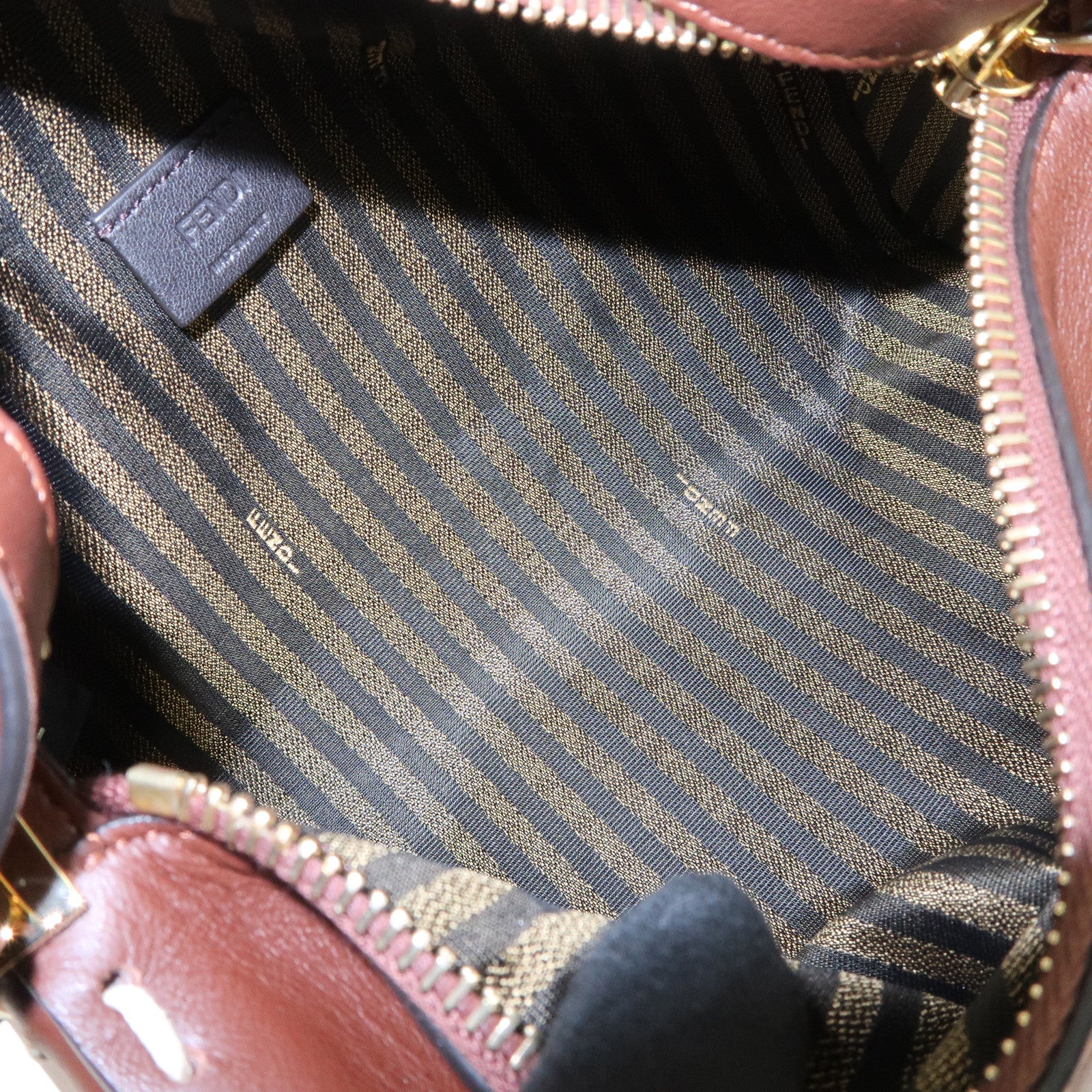 FENDI Selleria Leather Selleria Triangla Shoulder Bag Brown 8BS053