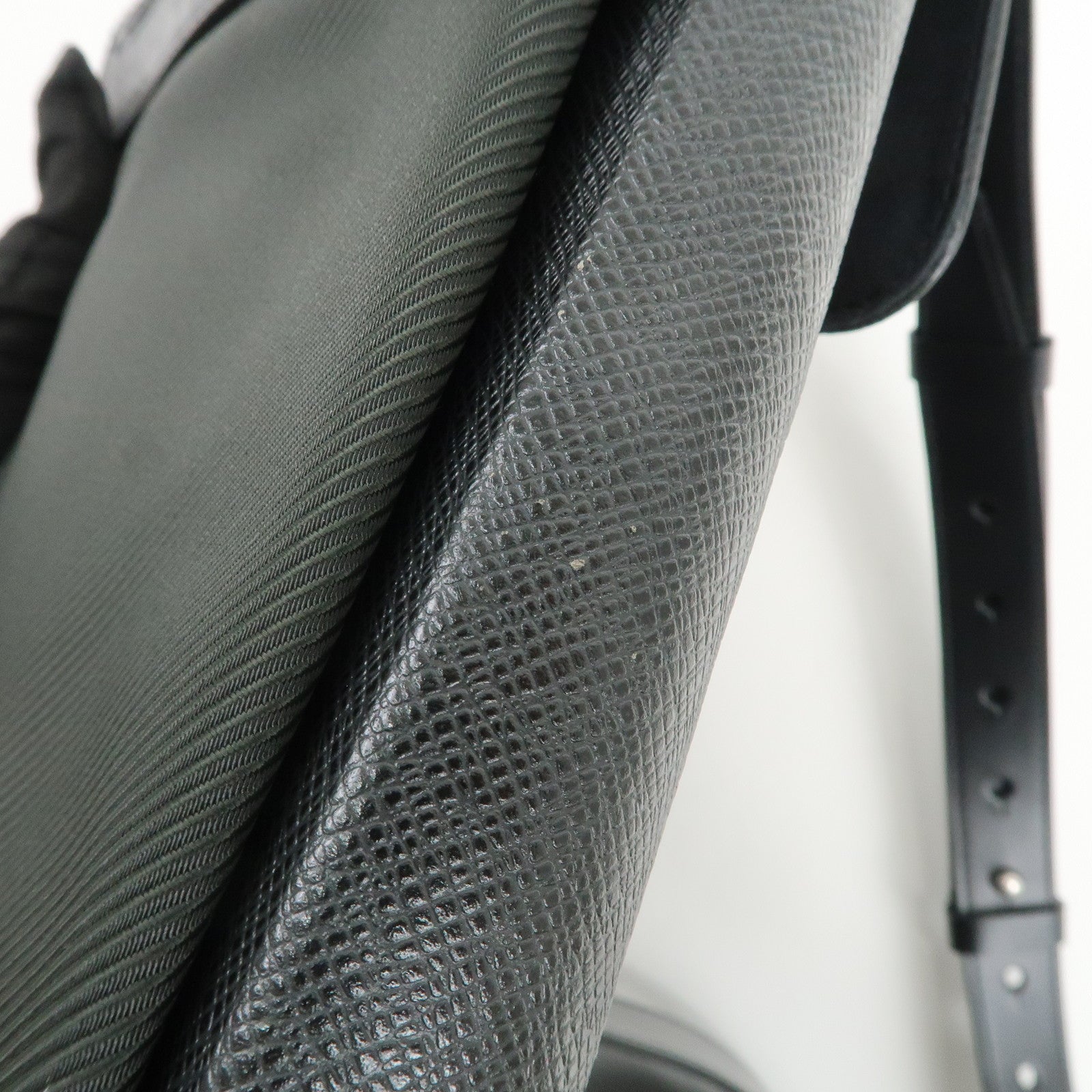 Louis Vuitton Taiga Saratov PM Shoulder Bag Ardoise M30892