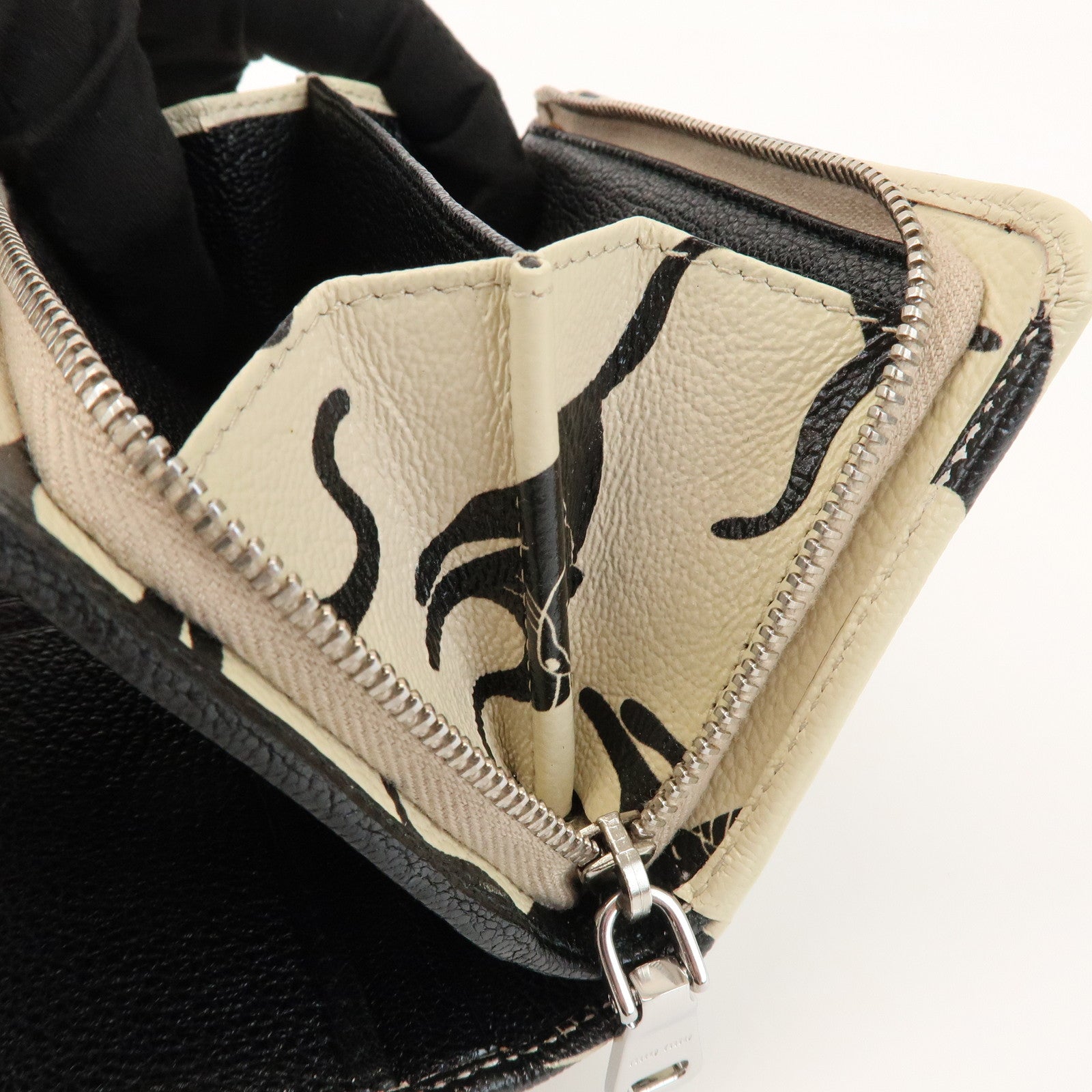 MIU MIU Leather Bi-fold Compact Wallet Black Cat Ivory 5ML225