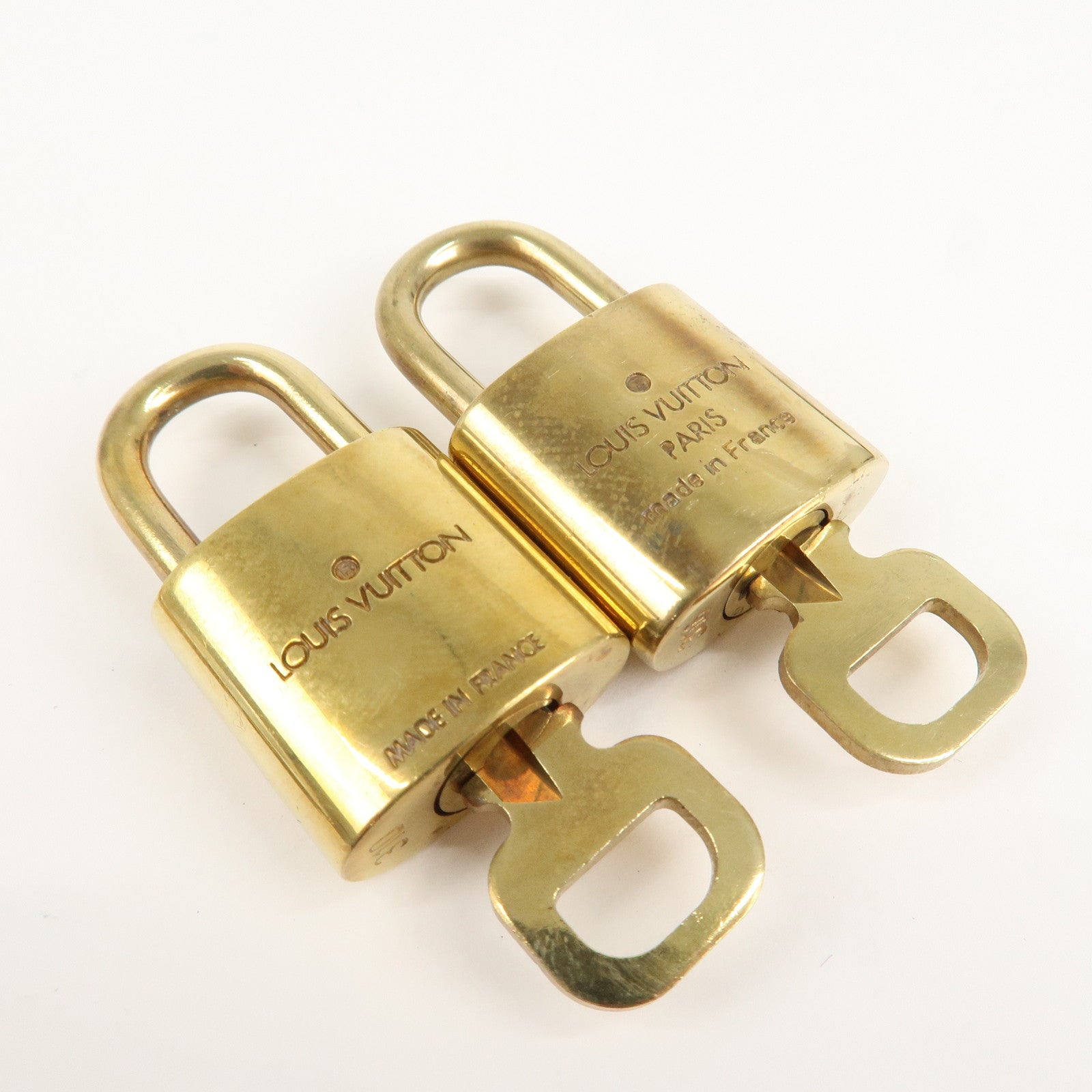 Louis Vuitton Set of 10 Lock & Key Cadena Key Lock Metal Gold Used
