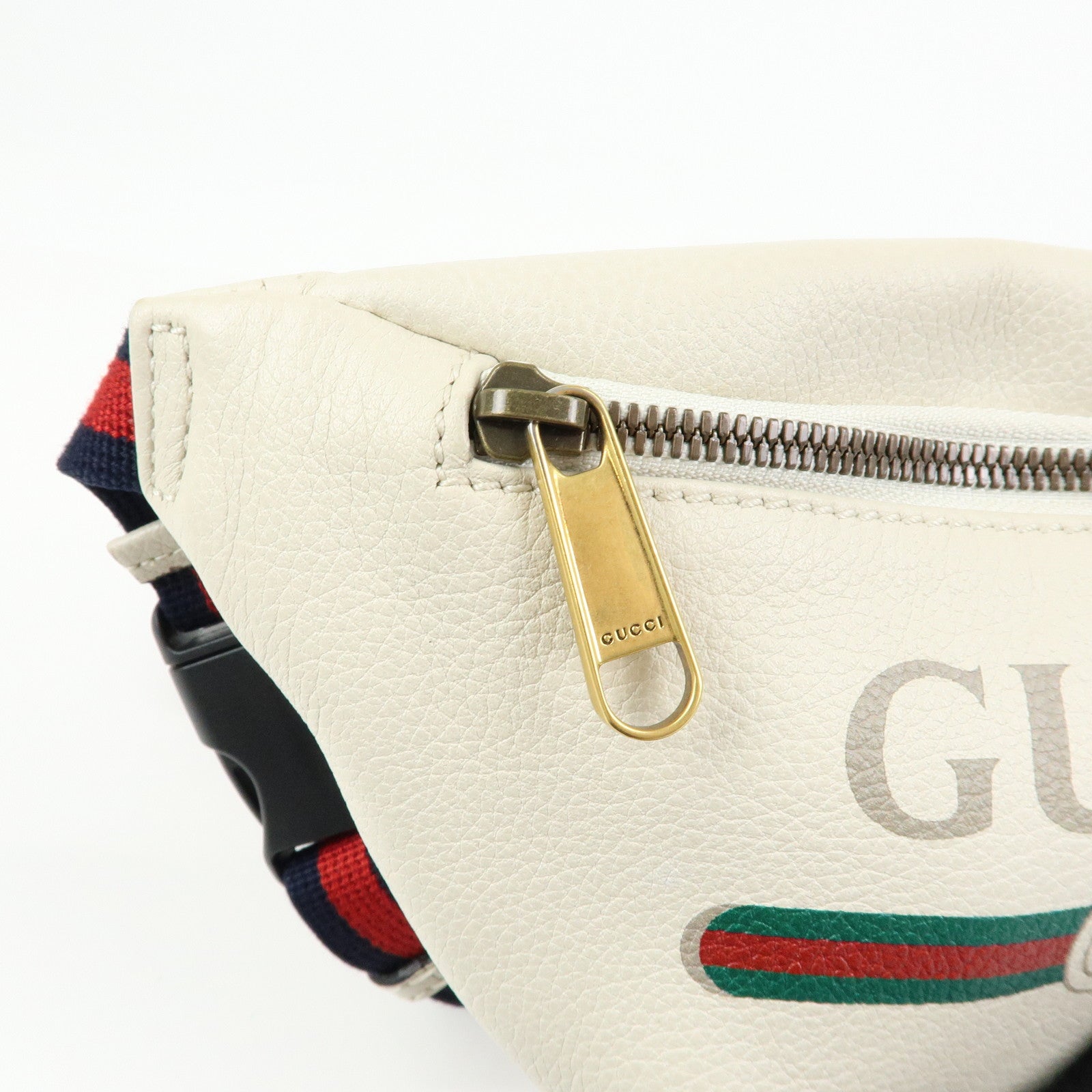 GUCCI Sherry Leather Waist Pouch Body Bag White 527792