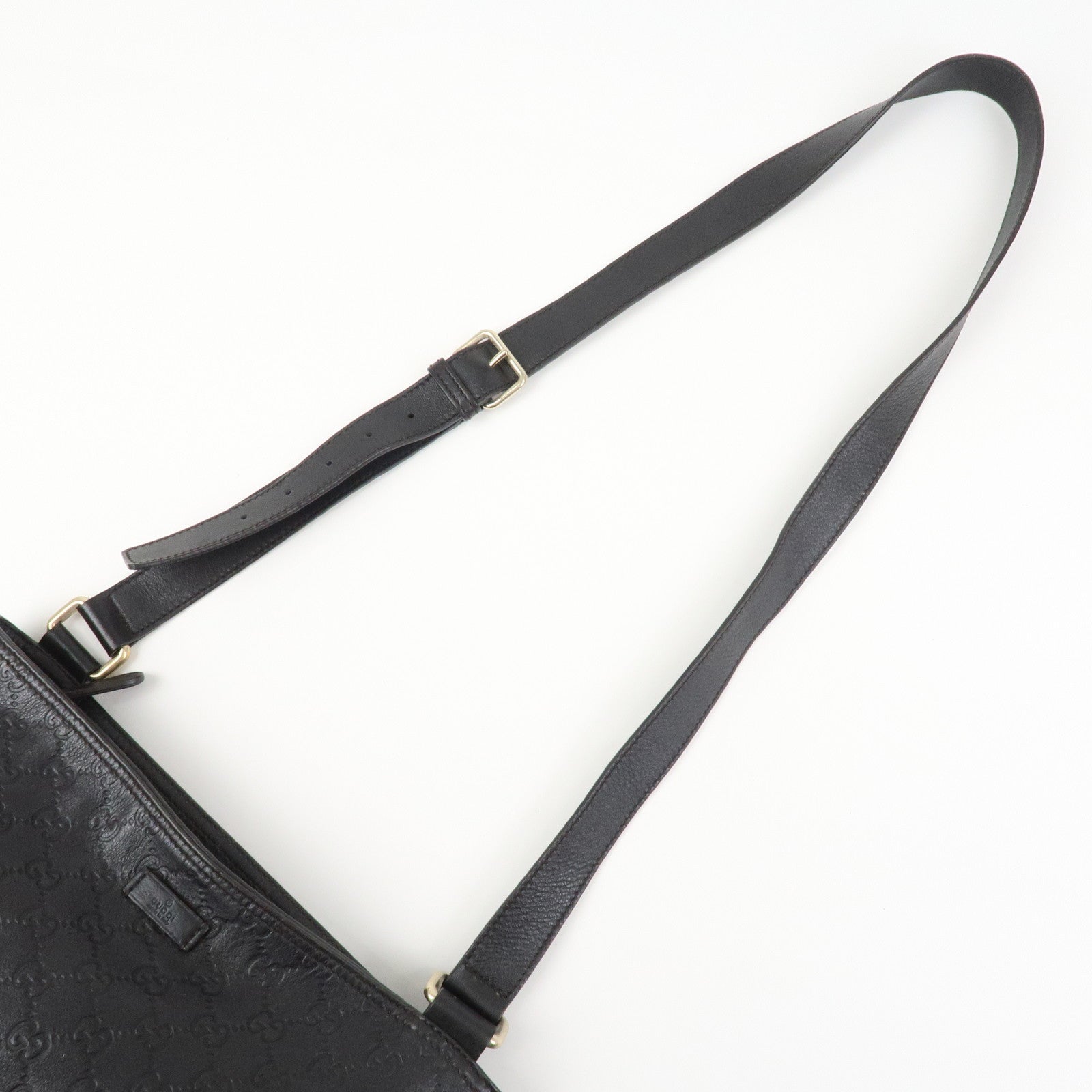 GUCCI Guccissima Leather Shoulder Bag Crossbody Bag Black 201446