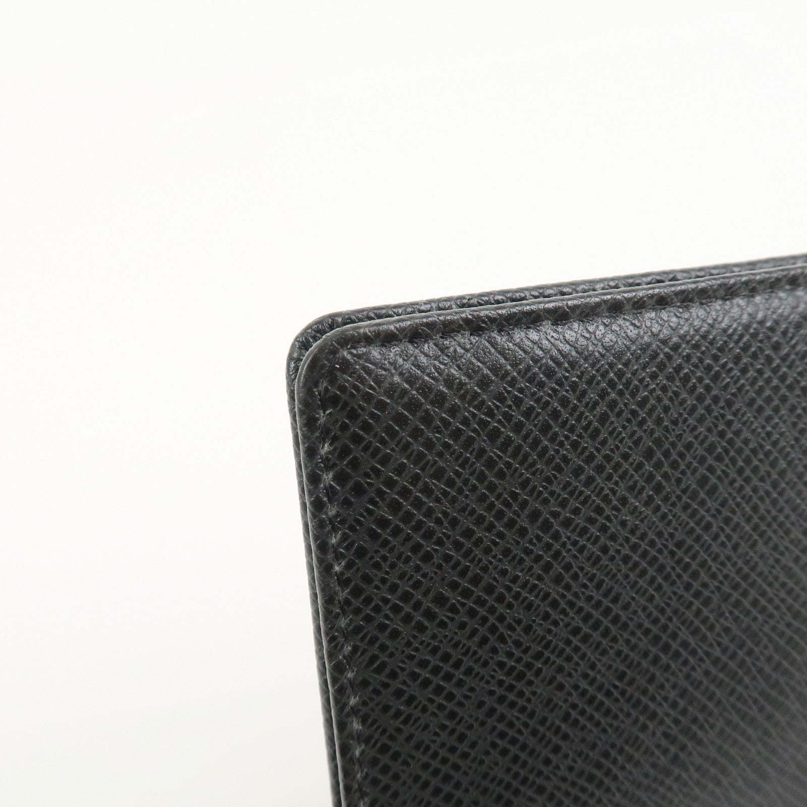 Louis Vuitton Taiga Leather Agenda PM Planner Cover Ardoise R20426