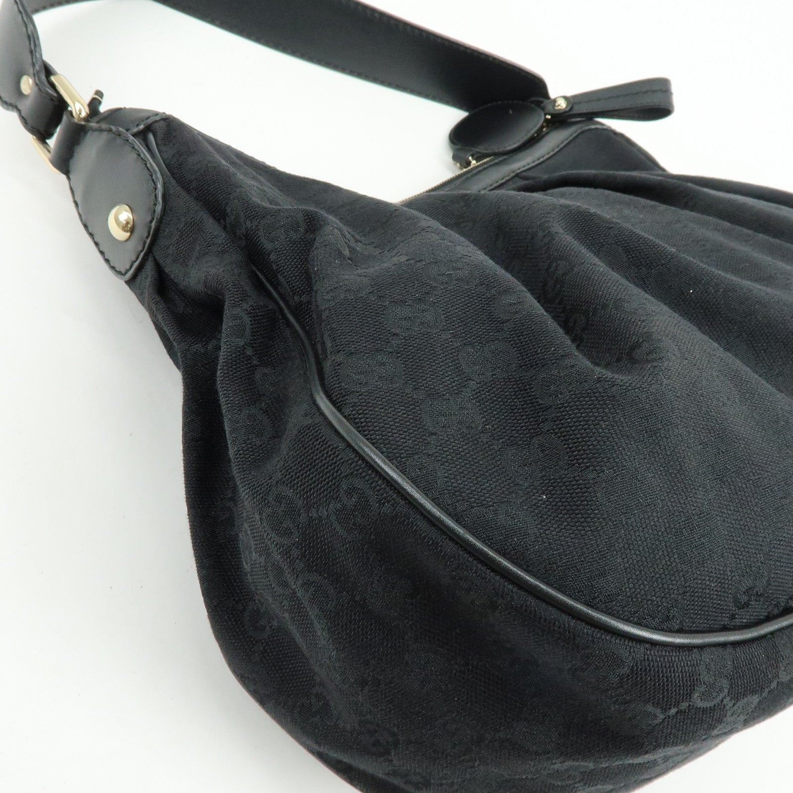 GUCCI Sukey GG Canvas Leather Shoulder Bag Black 232955
