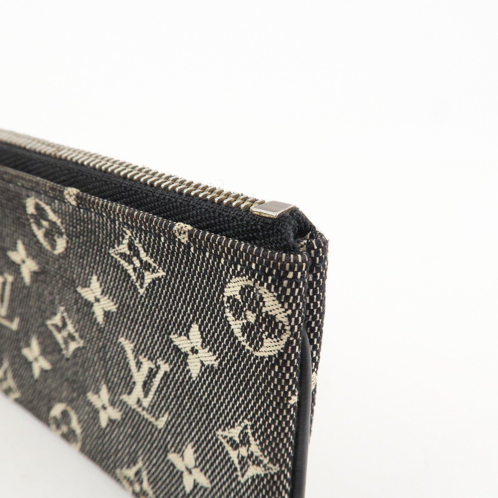 Louis Vuitton Monogram Idylle Canvas Pochette Cle Coin Case M62995 Used