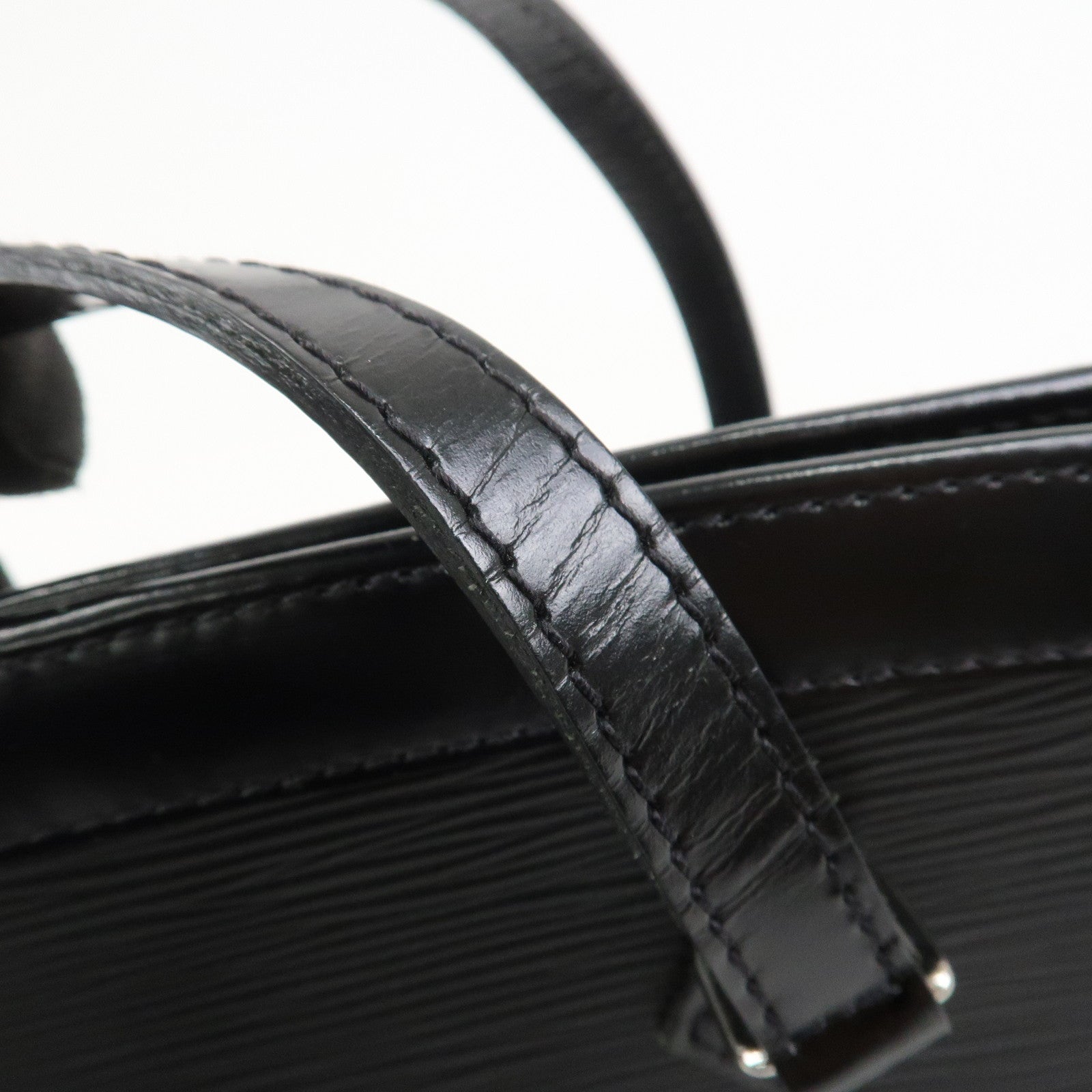 Louis Vuitton Epi Leather Madeleine PM Hand Bag Noir Black M59332