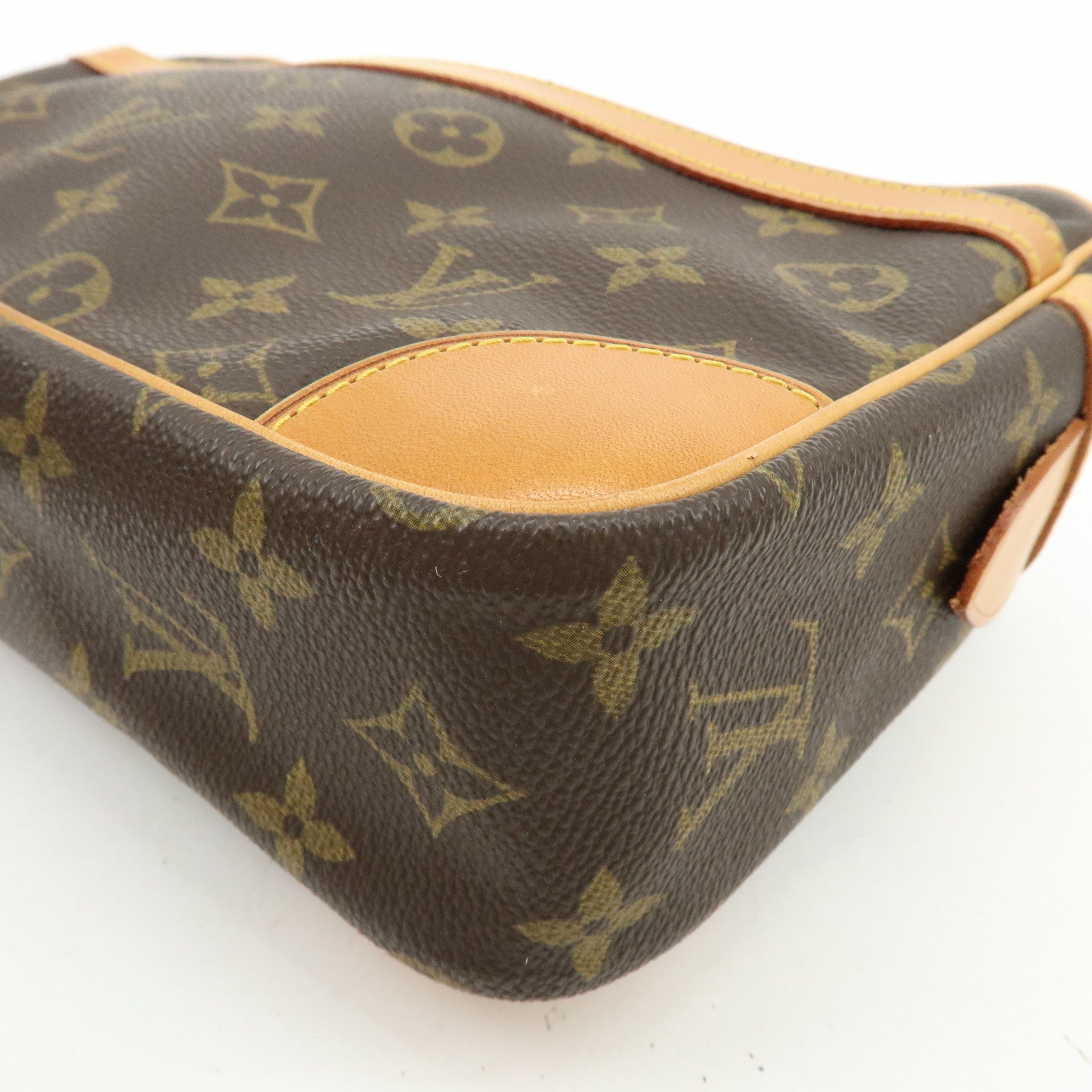 Louis Vuitton Monogram Compiegne 28 Pouch Clutch Bag Brown M51845