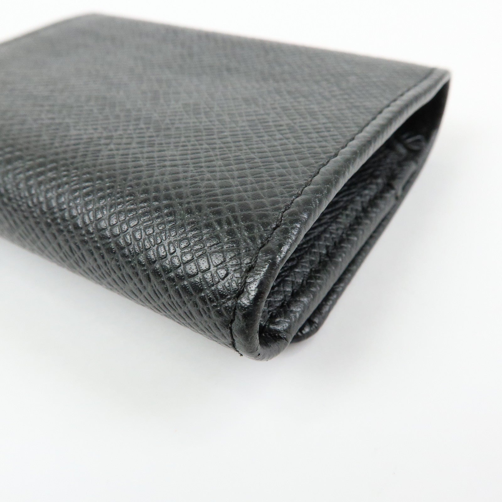 Louis Vuitton Taiga Porte Monnaie Sergei Coin Case Black M32562