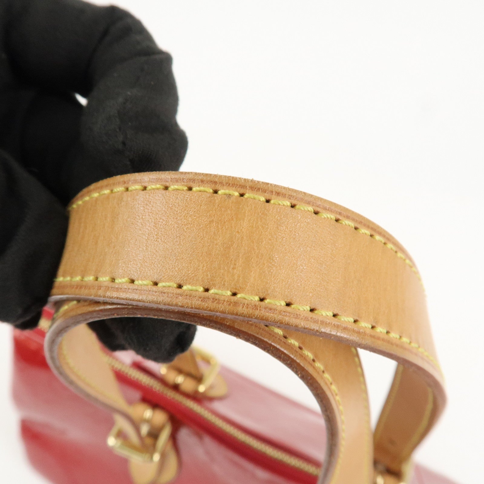 Louis Vuitton Vernis Rosewood Avenue Hand Bag Pomme D'Amour M93507 Used