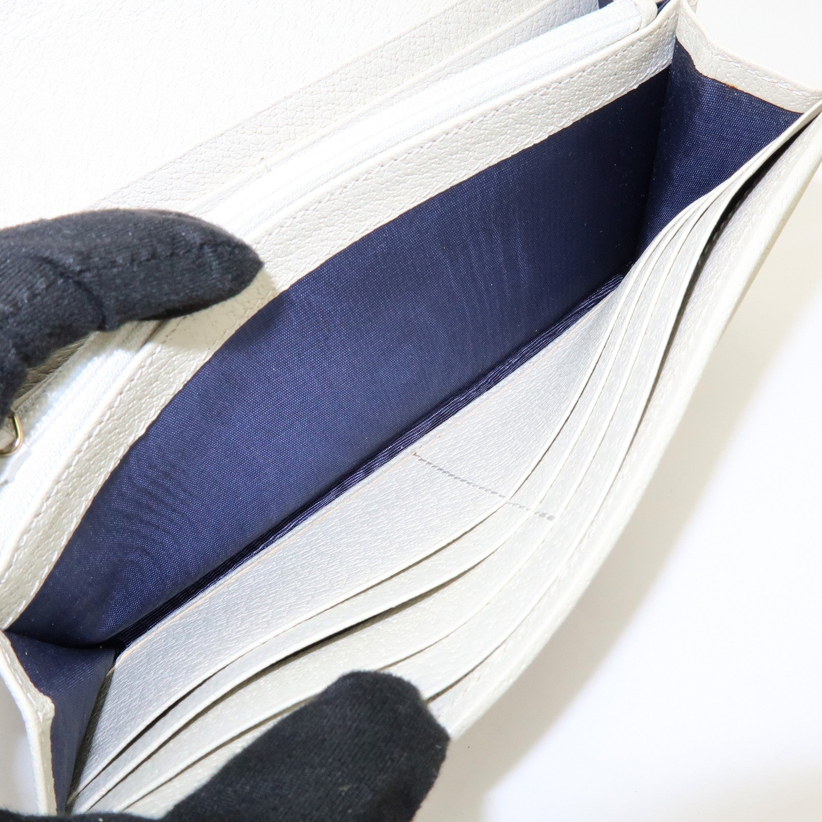 GUCCI Sherry GG Marmont Leather Chain Wallet Ivory 546592