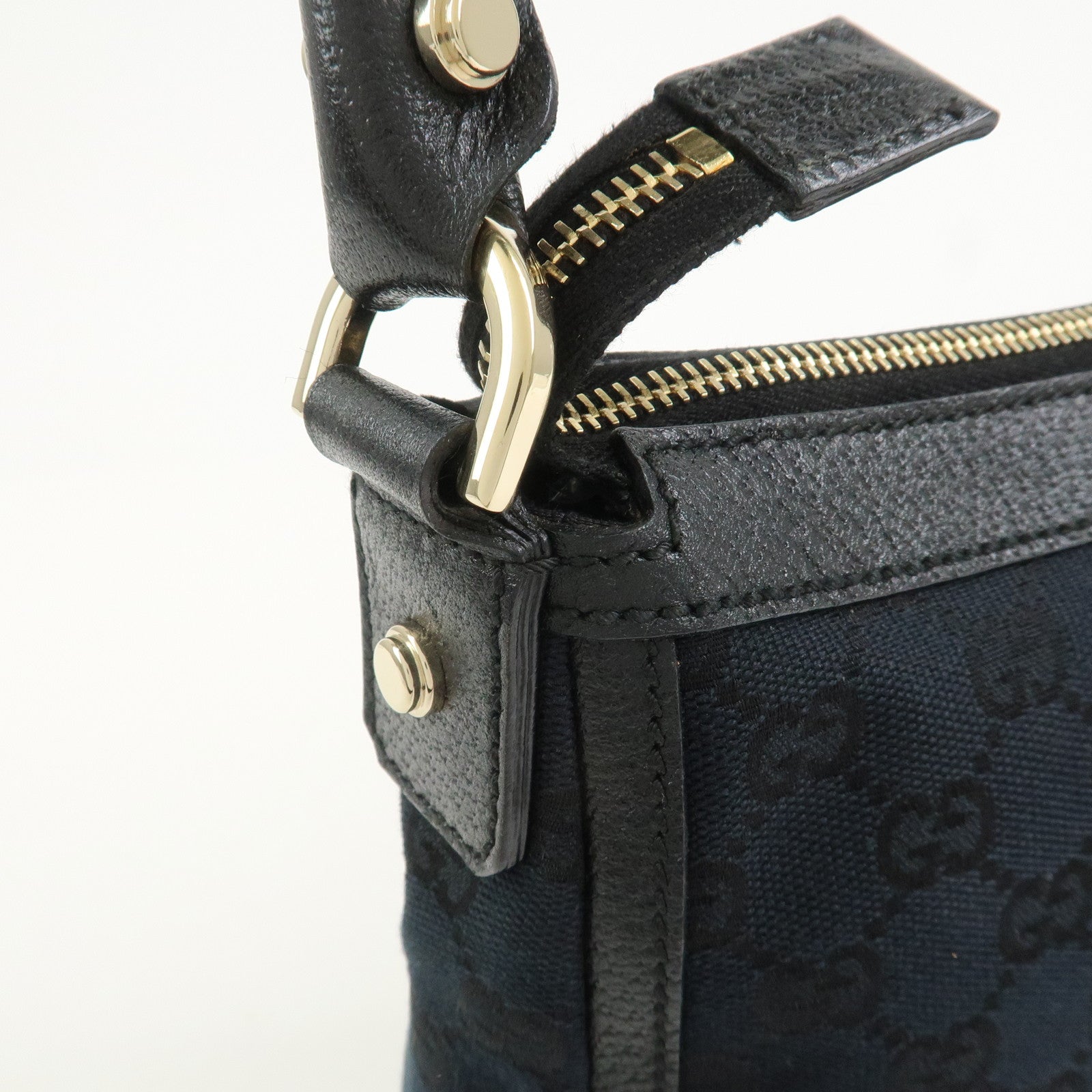 GUCCI GG Canvas Leather Shoulder Bag Hand Bag Black 146244