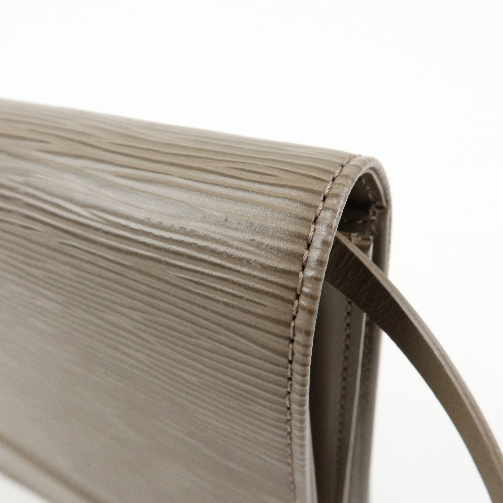 Louis Vuitton Epi Leather Biarritz PM Shoulder Bag Pepper M5293B