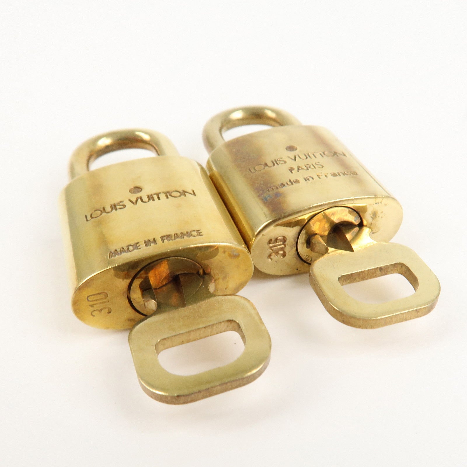 Louis Vuitton Set of 10 Lock & Key Cadena Key Lock Metal Gold Used