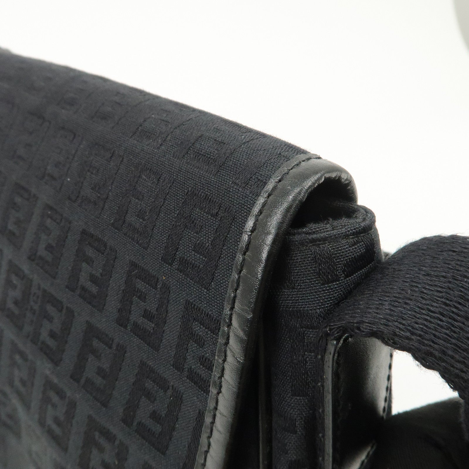 FENDI Zucchino Canvas Leather Shoulder Bag Black 8BR320