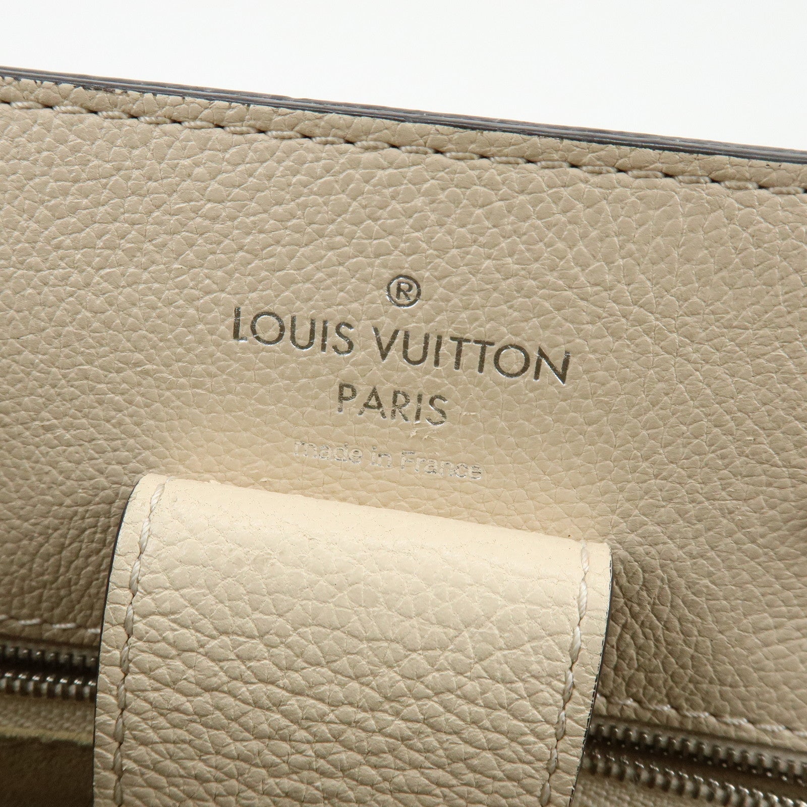 Louis Vuitton Lockme Calf Leather Bucket Shoulder Bag Flower M53081