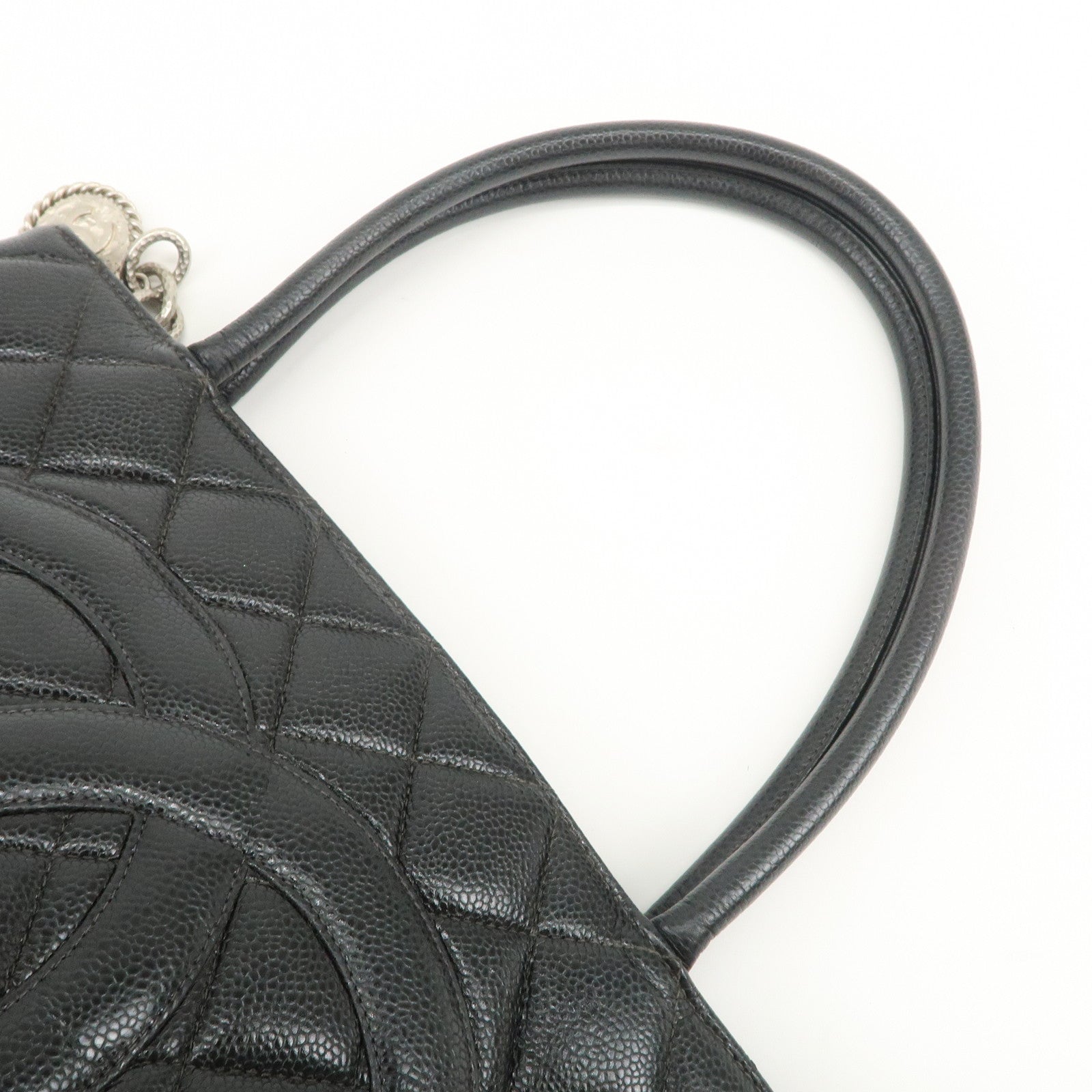 CHANEL Matelasse Caviarskin Medallion Tote Bag Hand Bag A01804