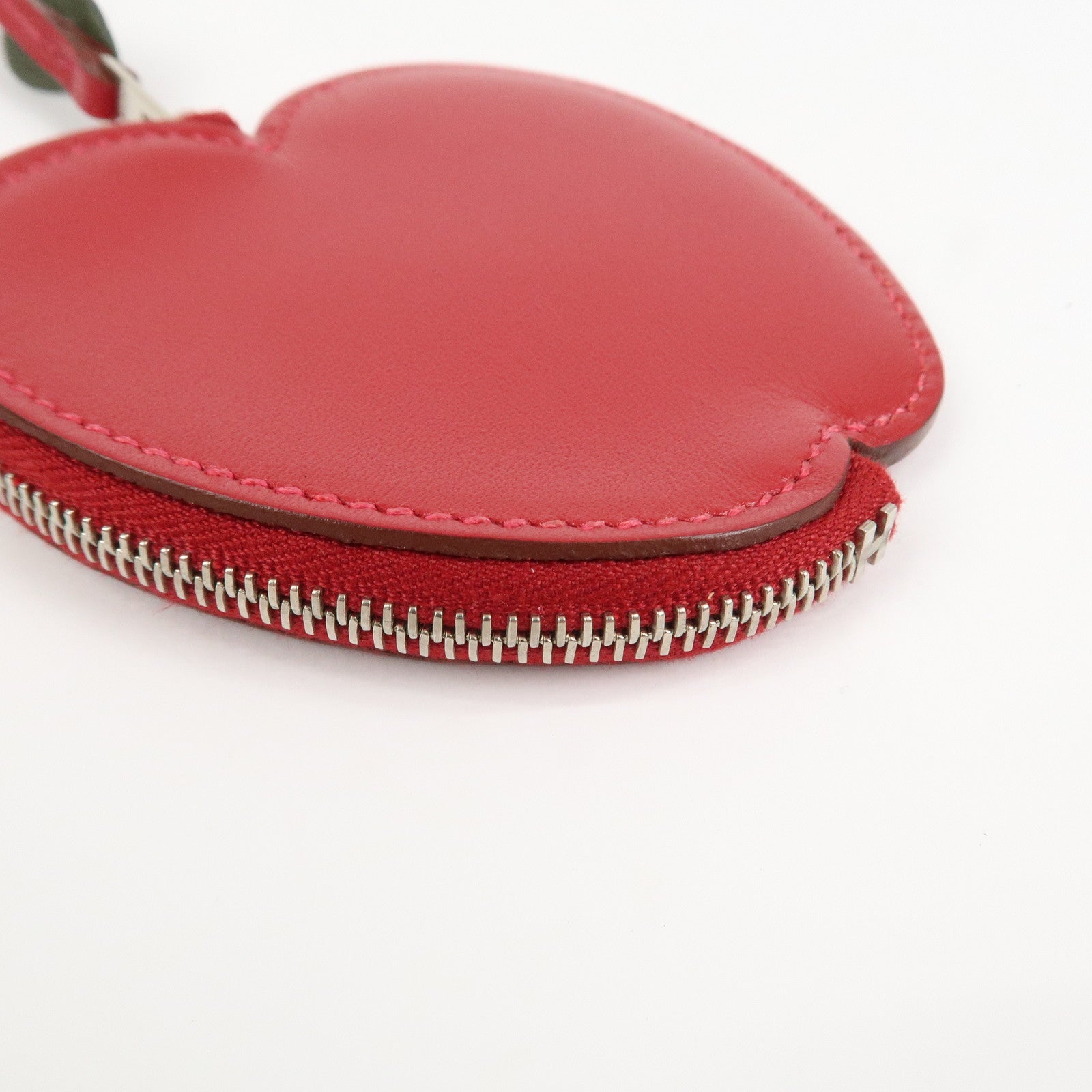 HERMES Tutti Frutti Porte Monnaie Pomme T Stmaped Apple Coin Case