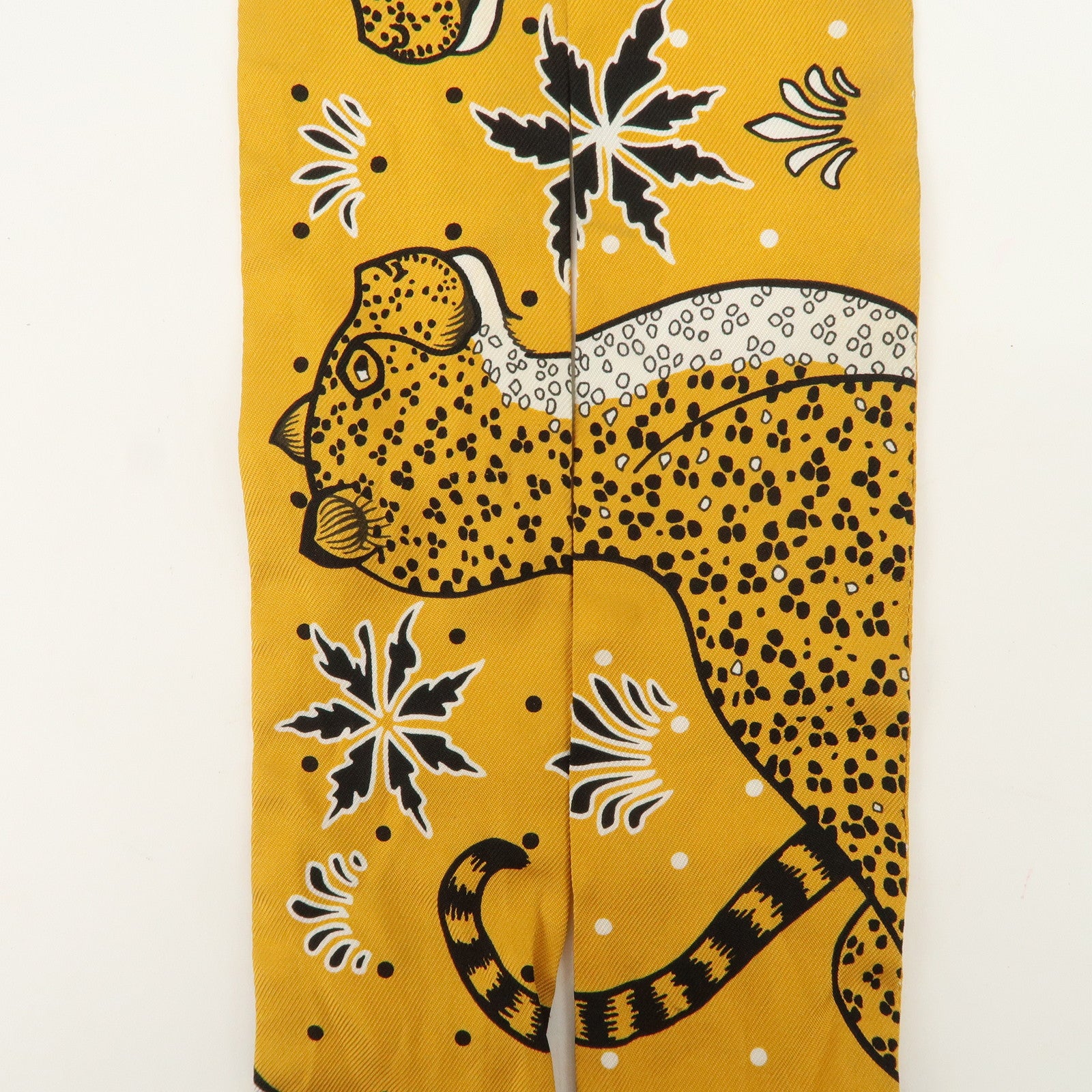HERMES Silk 100% Twilly Scarf LES LEOPARDS Yellow Black White