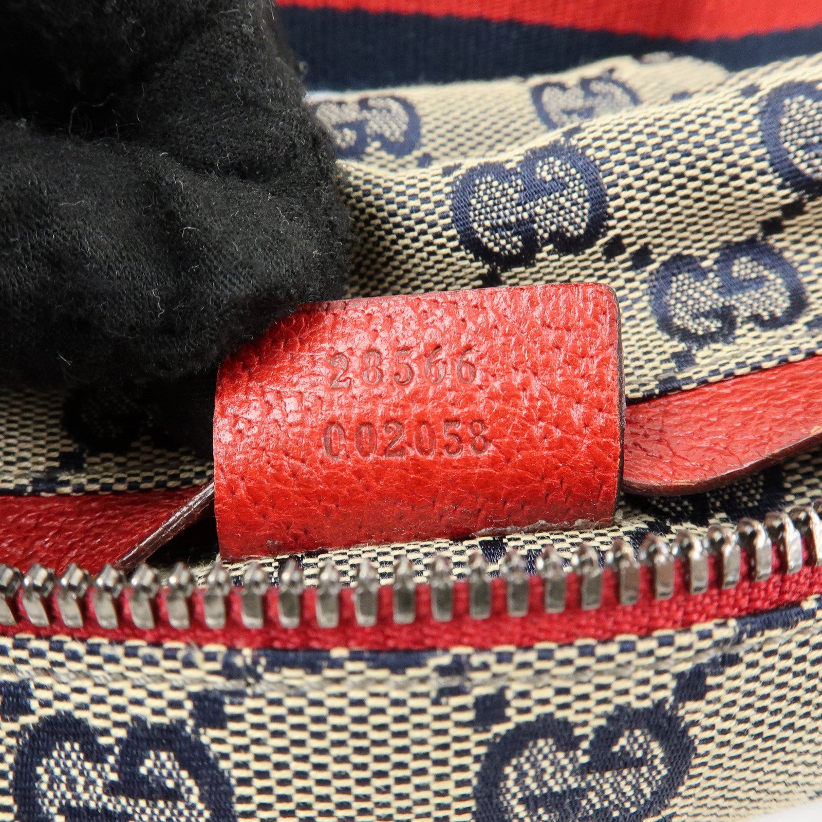 GUCCI Sherry GG Canvas Leather Waist Bag Crossbody Bag 28566