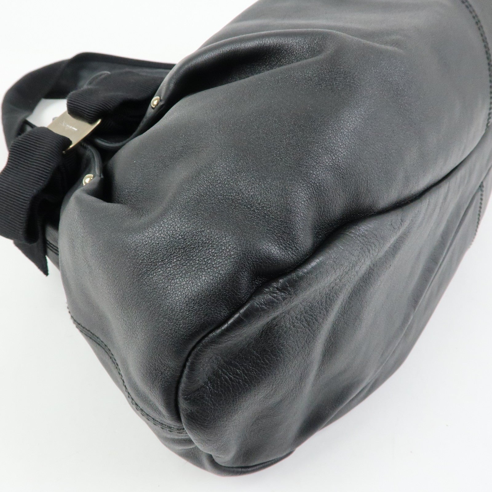 Ferragamo Vara Ribbon Leather Tote Bag Shoulder Bag Hand Bag Black