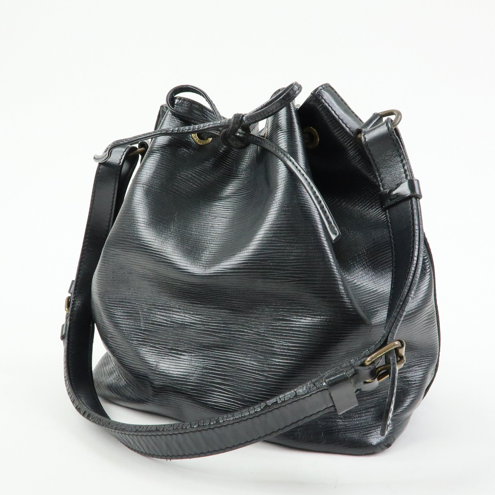 Louis Vuitton Epi Petit Noe Shoulder Bag Noir Black M44102