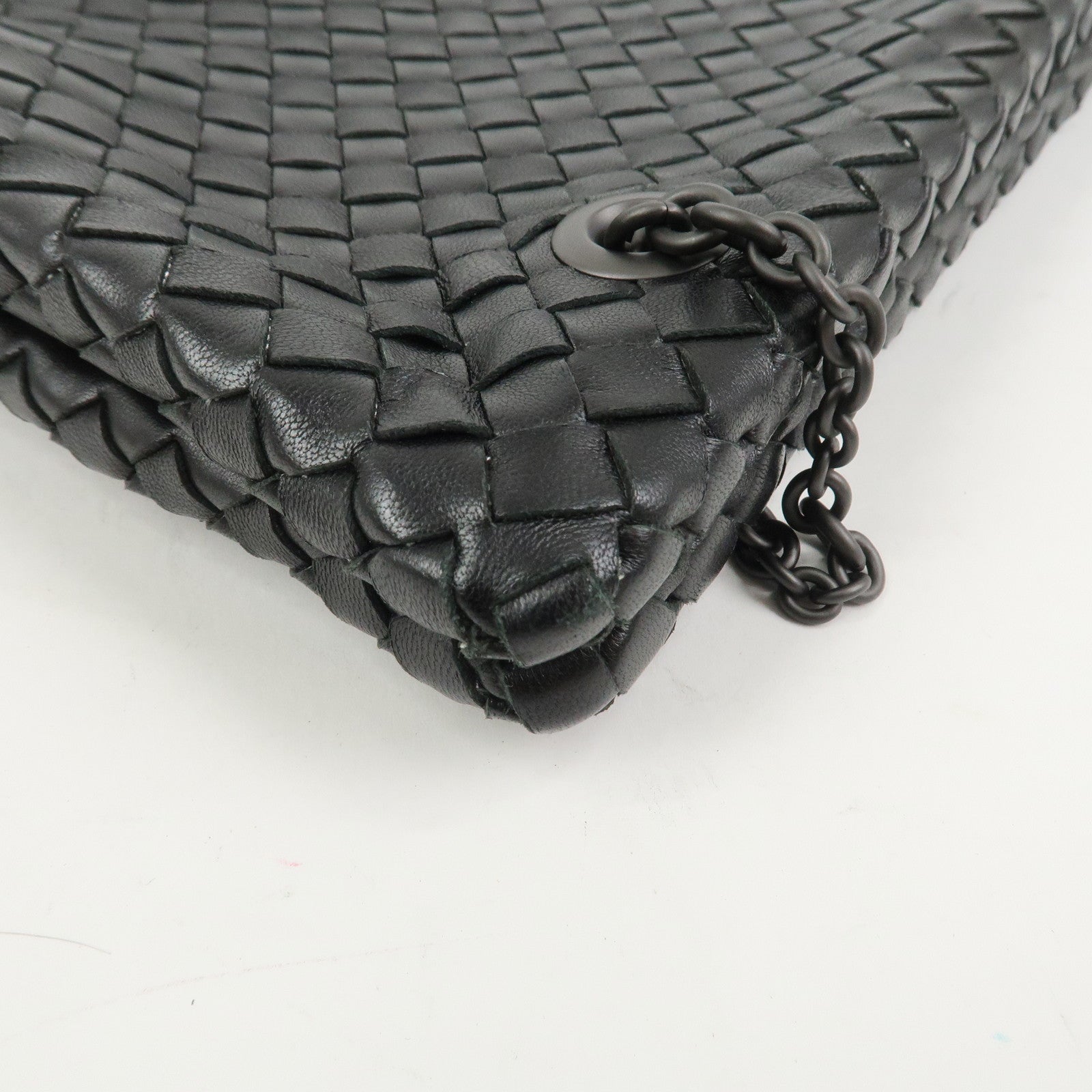 BOTTEGA VENETA Intrecciato Leather Chain Shoulder Bag Black 293747